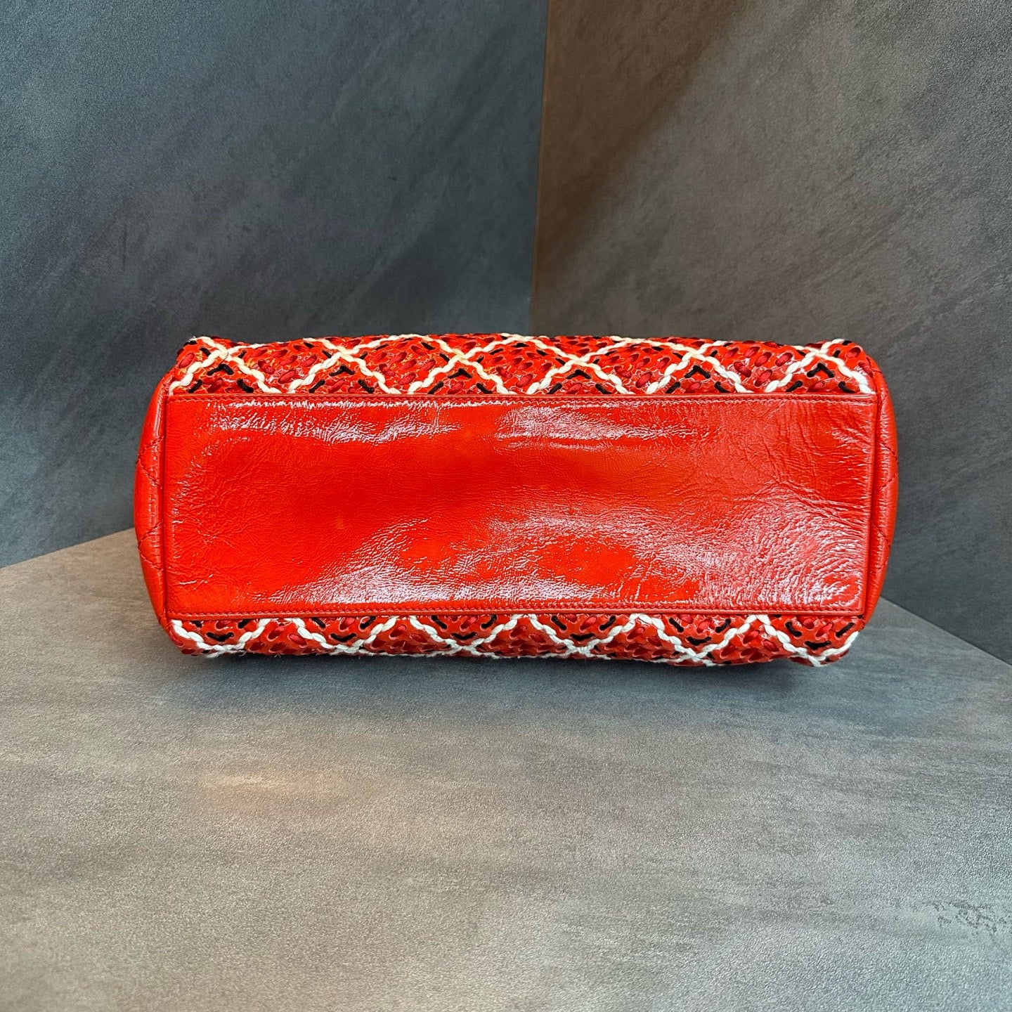 Chanel - Woven Bowling Bag - Patent leather - Red - (medium)