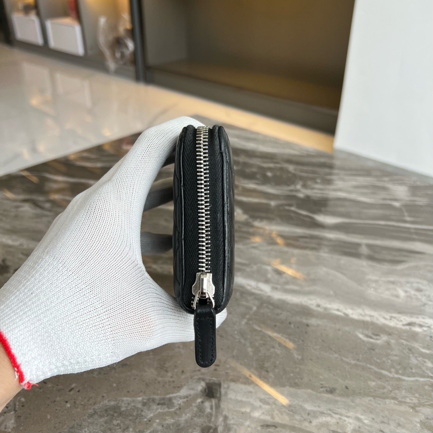 Chanel - Zip Around Wallet - Leather - Black - (Other)