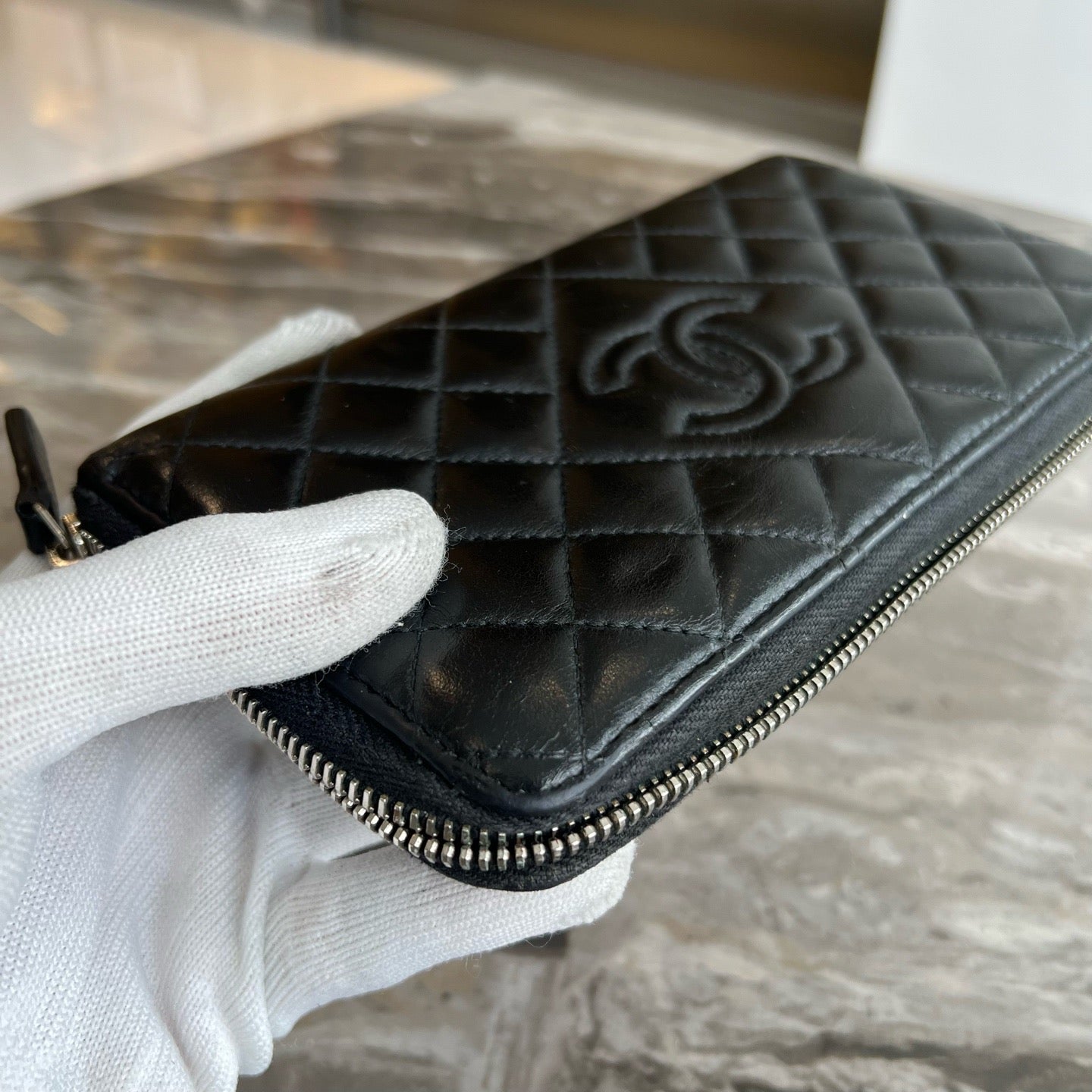 Chanel - Zip Around Wallet - Leather - Black - (Other)