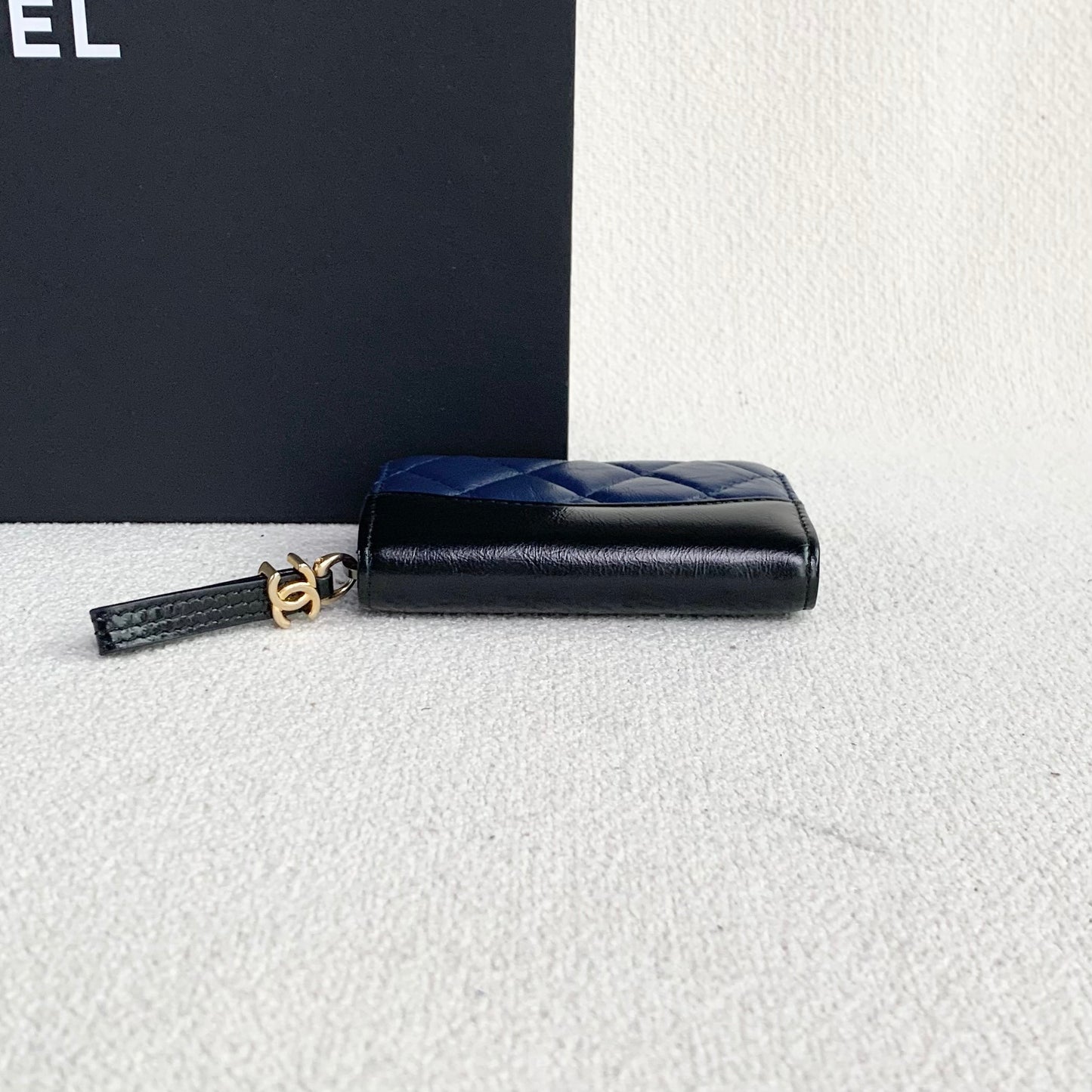 Chanel - Zip Coin Purse - Leather - Blue - (mini)
