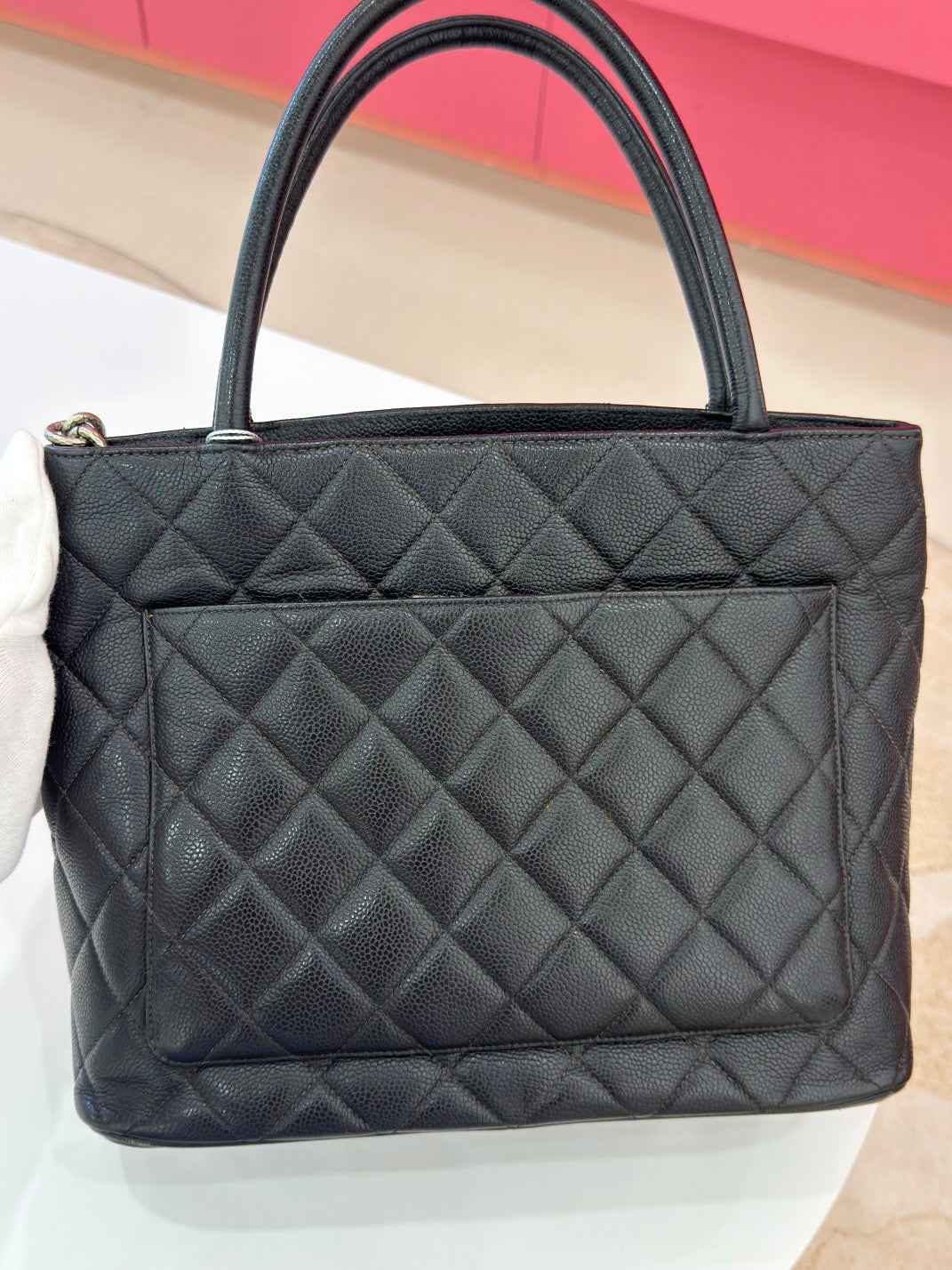 Chanel - Zip Shopping Bag - Leather - Black - (Medium)