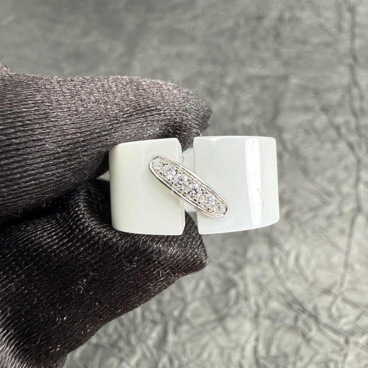 Chaumet - Other - Crystal - Silver - (52)