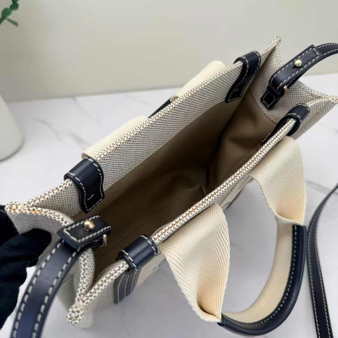 Chloe - Woody - Canvas with leather trim - Beige with dark blue accents - (Small)