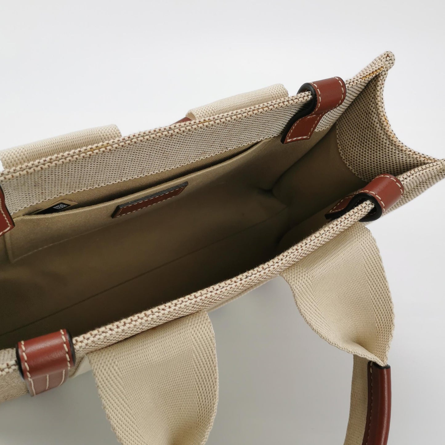 Chloé - Woody Small Tote Bag - Canvas with Leather Trim - Beige - (Small)