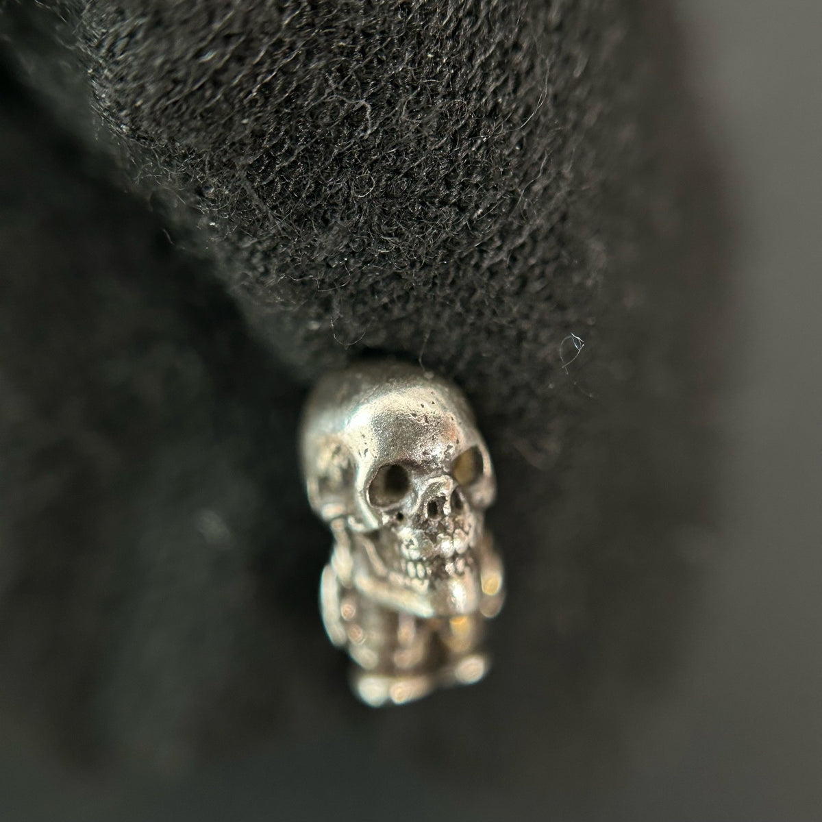 Chrome Hearts - Foti Delphino Skull Stud Earrings - Sterling silver (925). - Silver