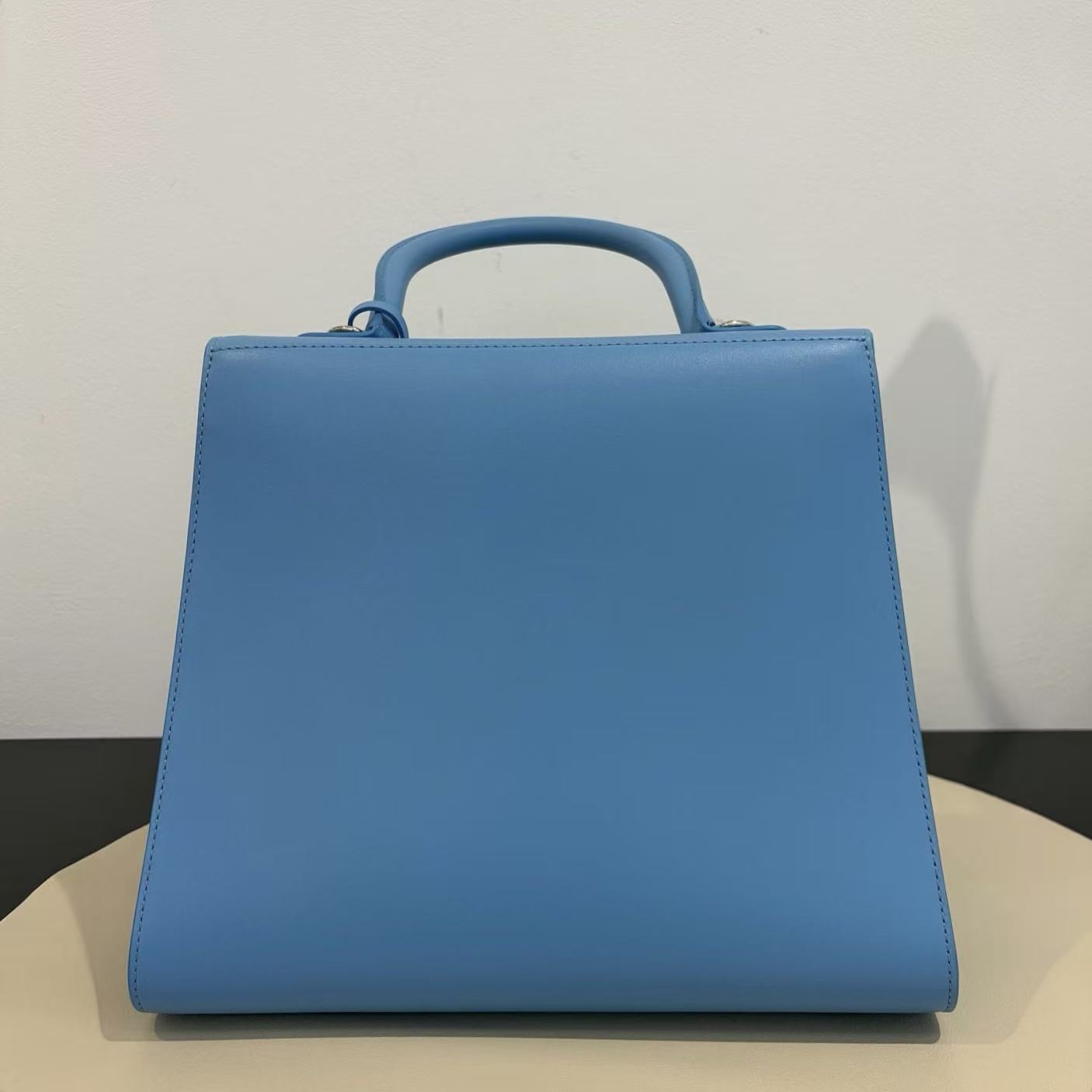 Delvaux - Brillant "Ceci n'est pas un Delvaux" Limited Edition - Box leather - Blue - (Medium)