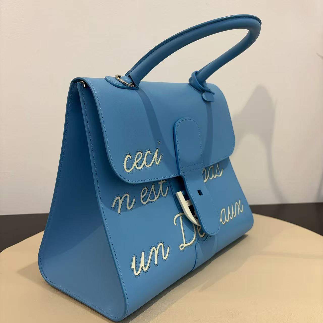 Delvaux - Brillant "Ceci n'est pas un Delvaux" Limited Edition - Box leather - Blue - (Medium)