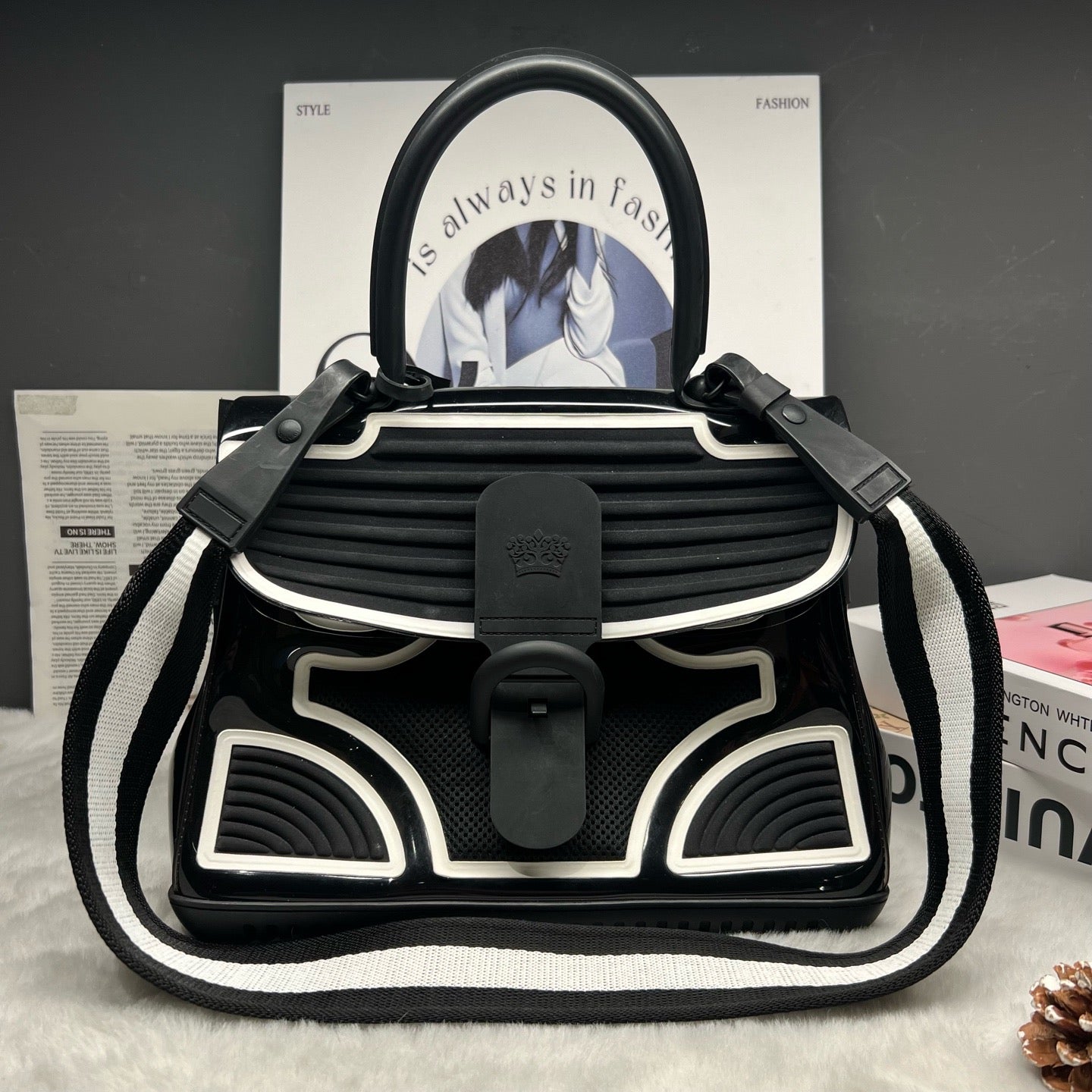 Delvaux - Brilliant - Plastic - Black - (medium)