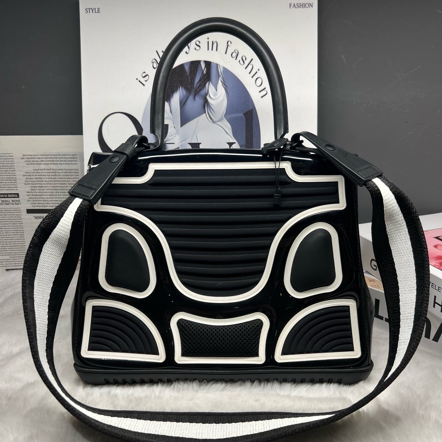 Delvaux - Brilliant - Plastic - Black - (medium)