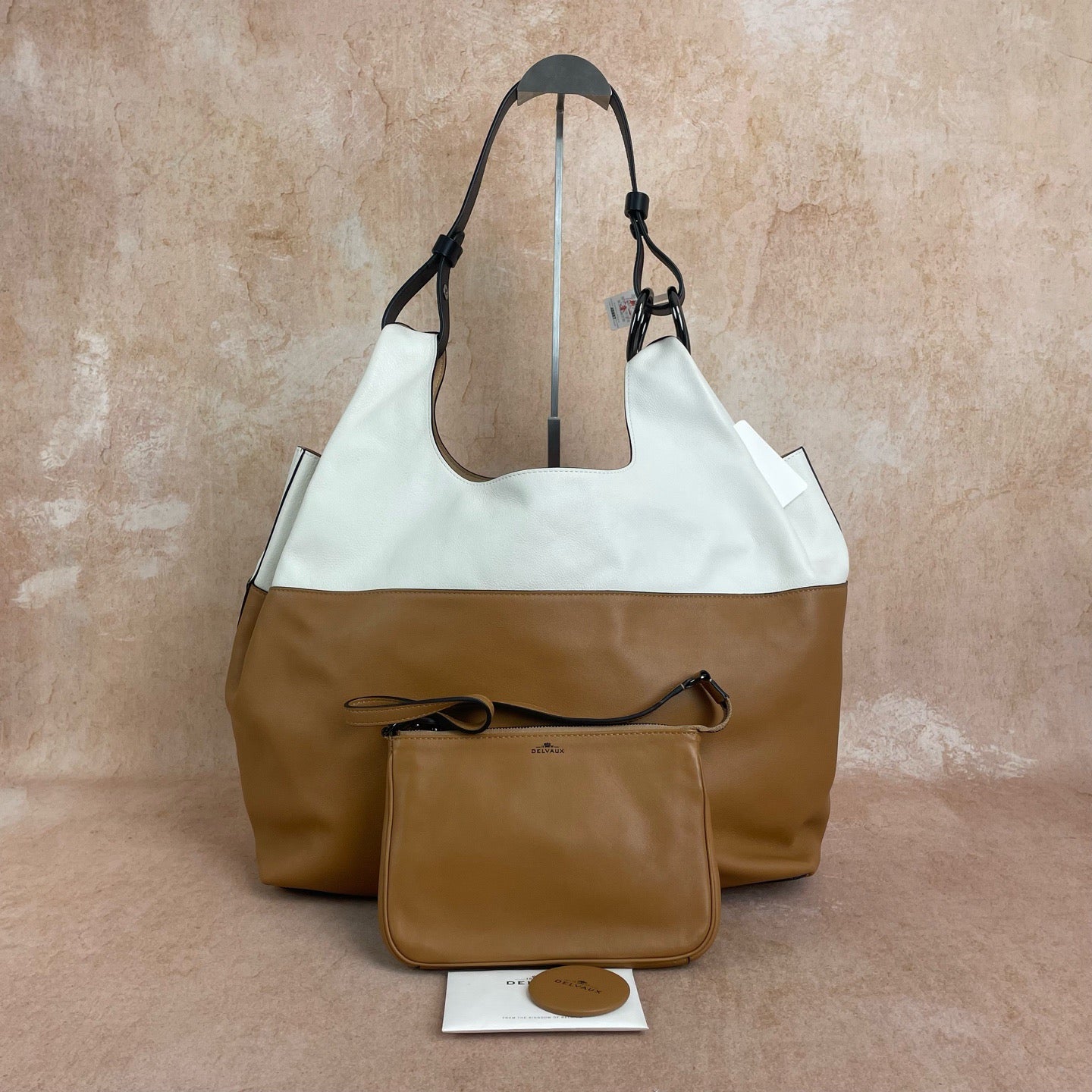 Delvaux - Bucket Bag - Leather - Brown - (large)