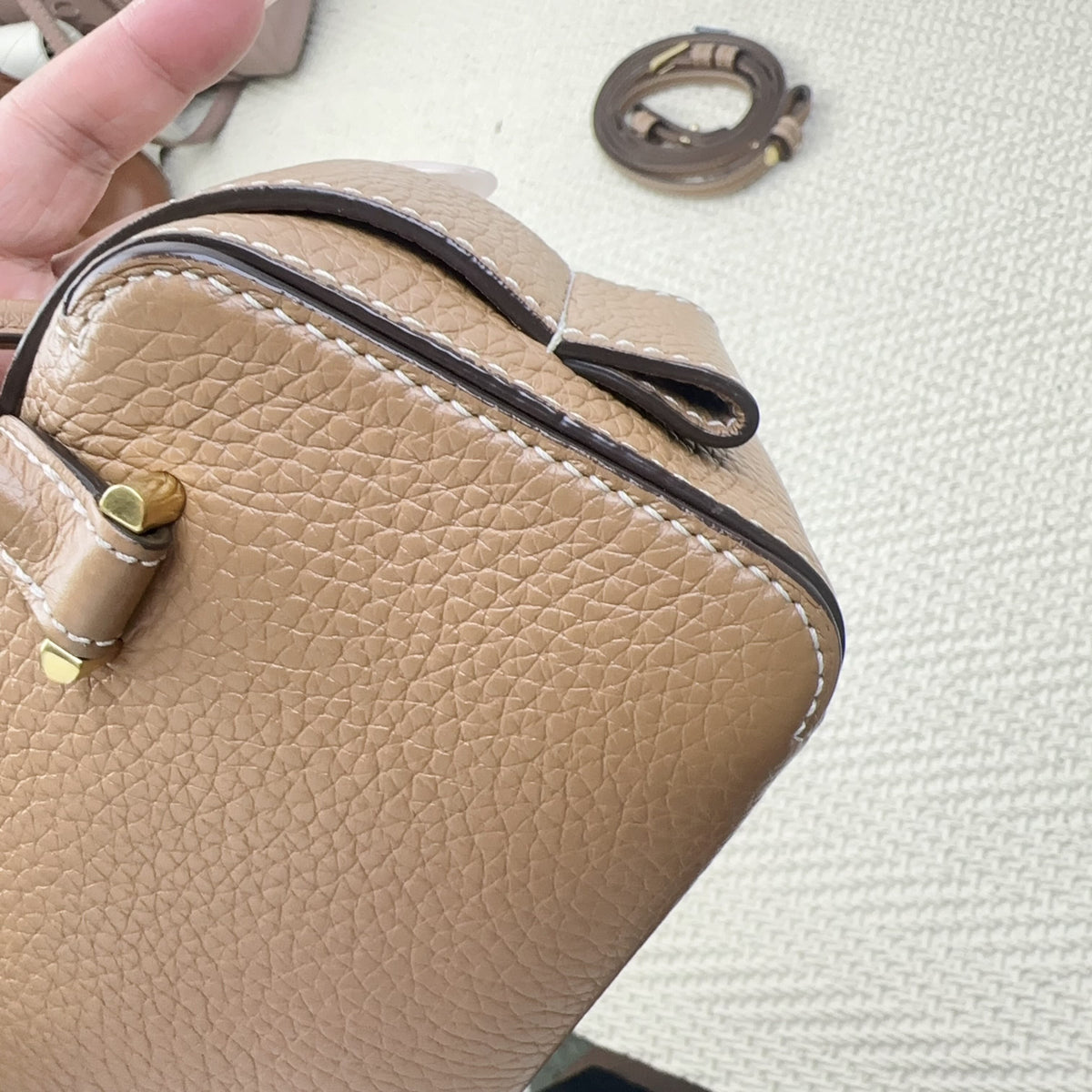 Delvaux - Cool Box Mini - Leather - Camel - (mini)