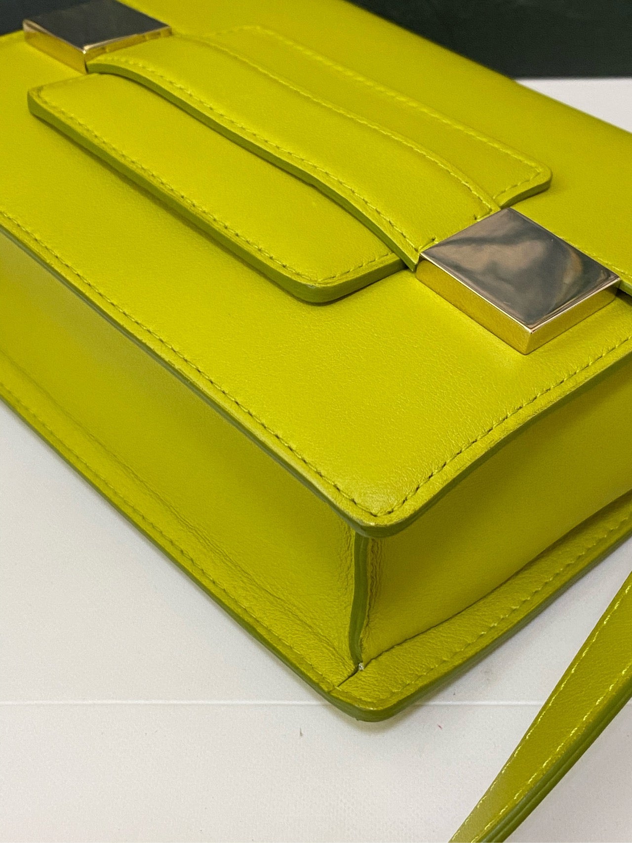 Delvaux - Madame Mini - Leather - Yellow - (mini)