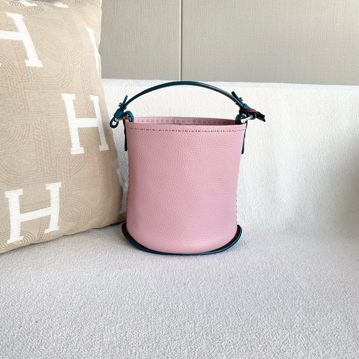 Delvaux - Pin Bucket - Leather - Pink - (mini)