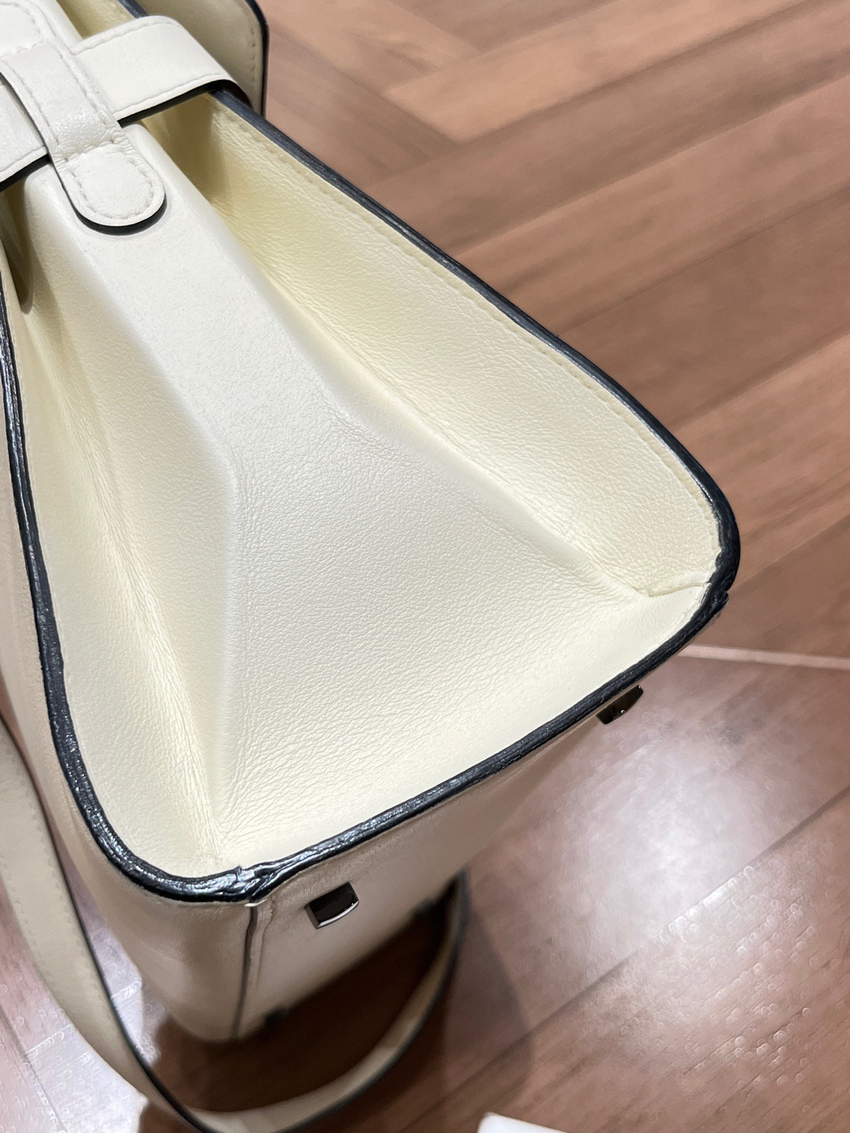 Delvaux - Tempete Large - Leather - White - (large)