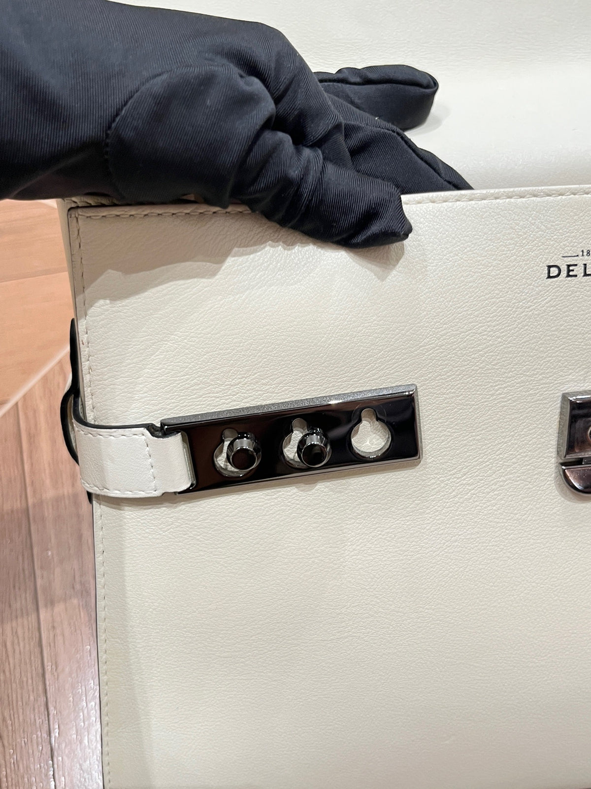 Delvaux - Tempete Large - Leather - White - (large)