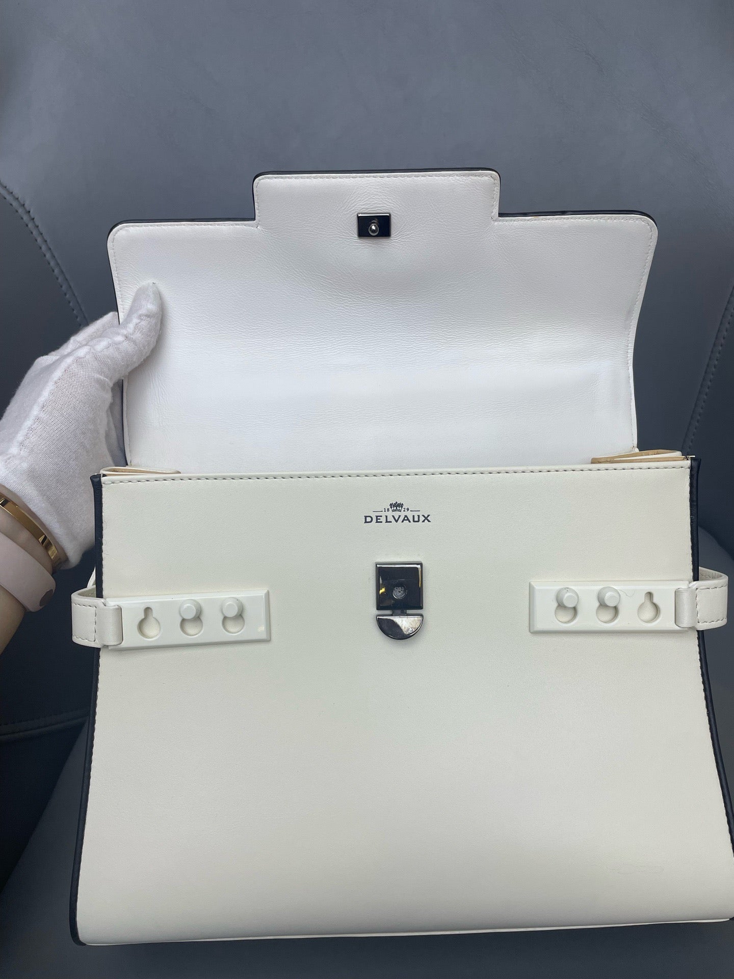 Delvaux - Tempete - Leather - White - (medium)
