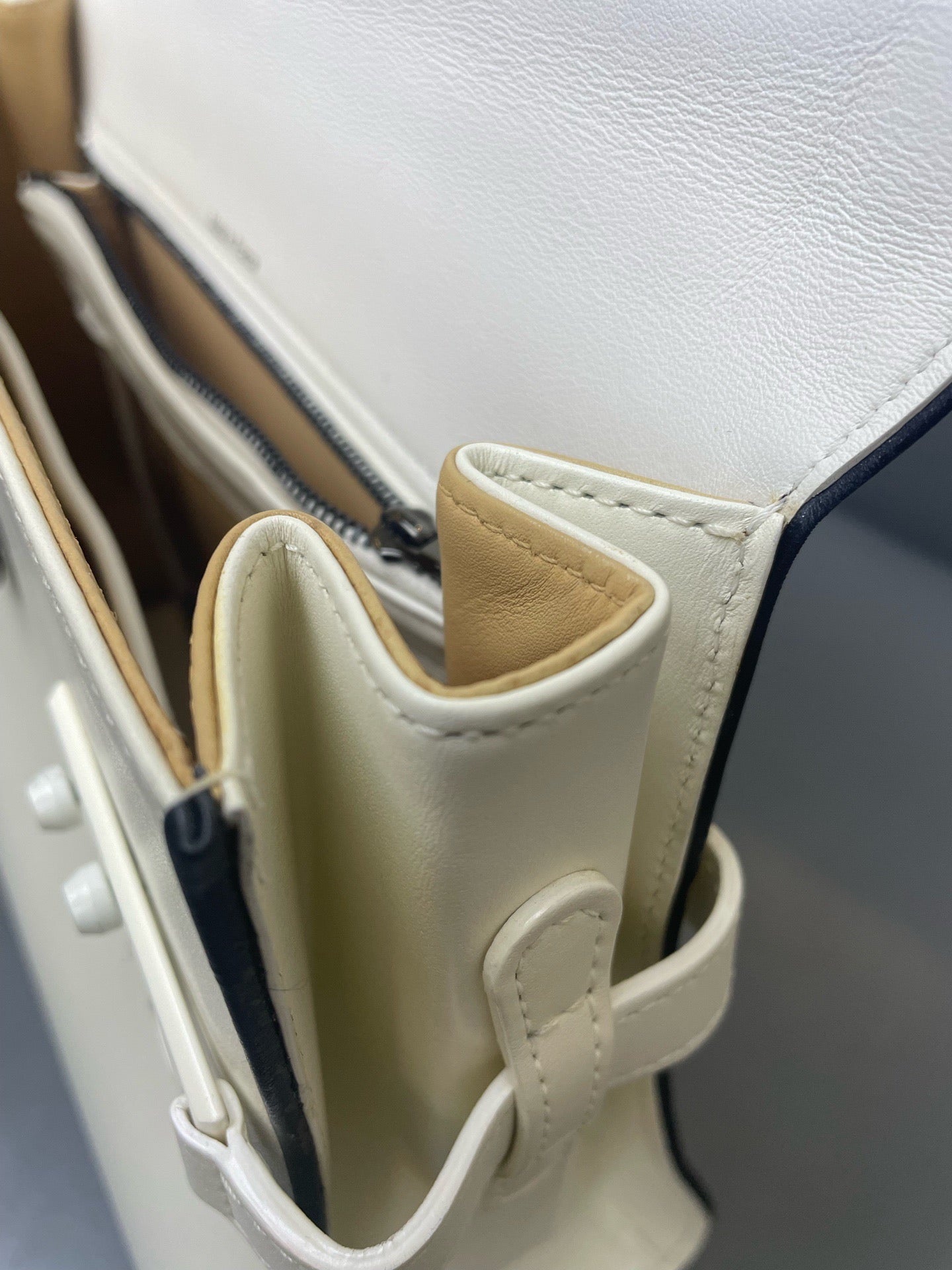 Delvaux - Tempete - Leather - White - (medium)