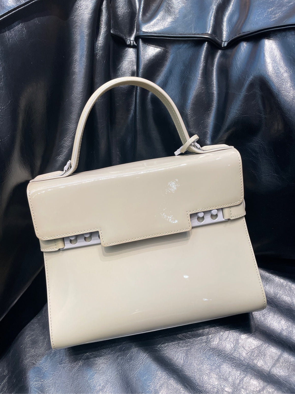 Delvaux - Tempete - Patent leather - Beige - (medium)