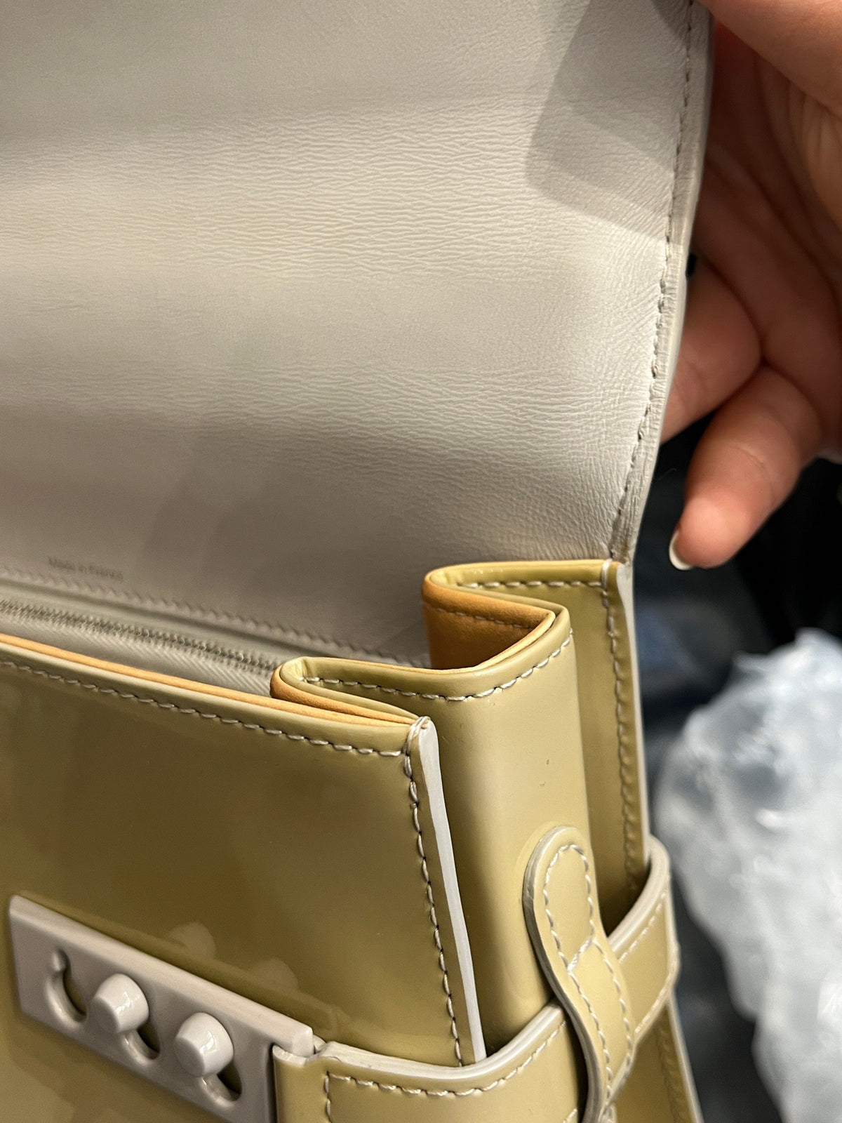 Delvaux - Tempete - Patent leather - Beige - (medium)