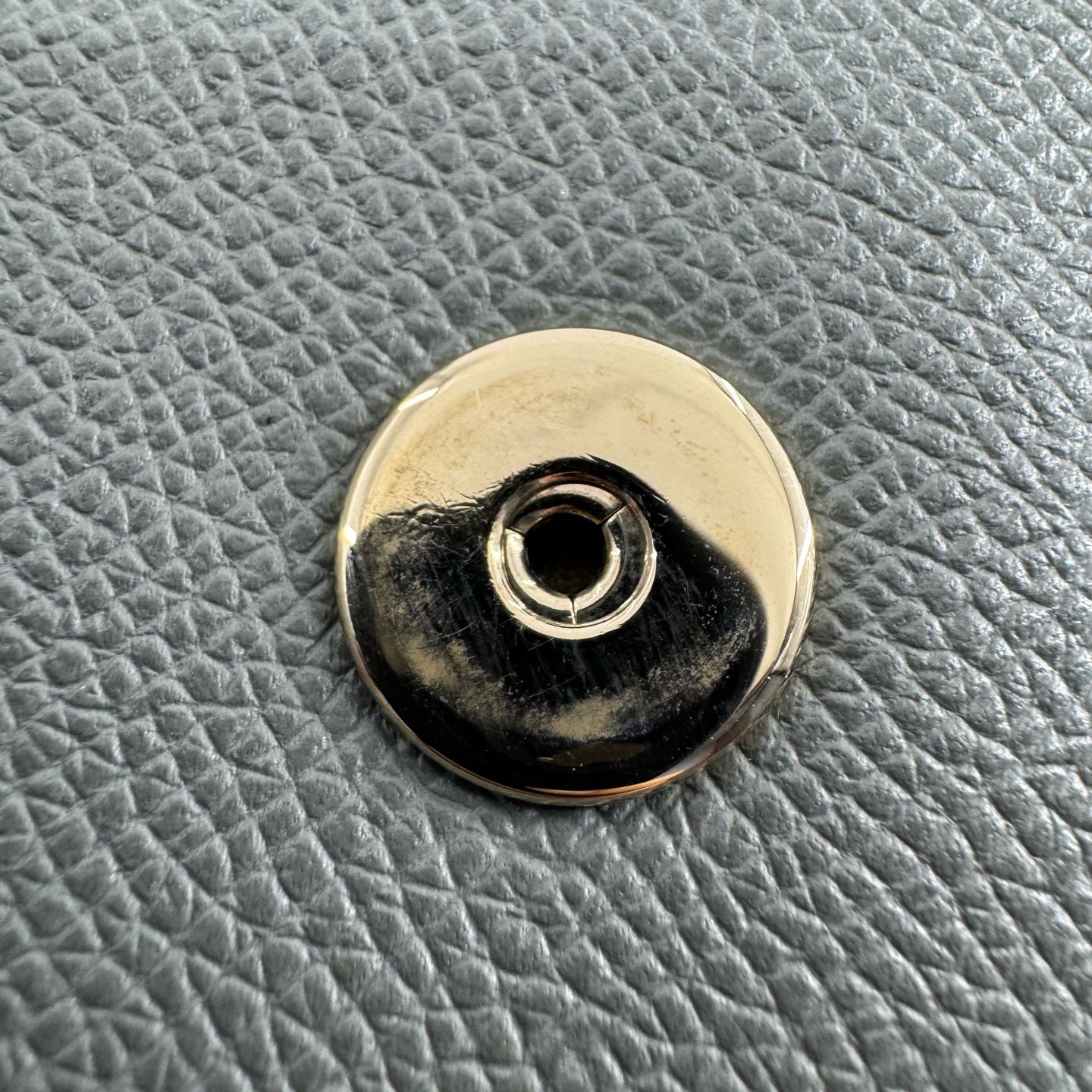 Dior - 30 Montaigne - Leather - Grey
