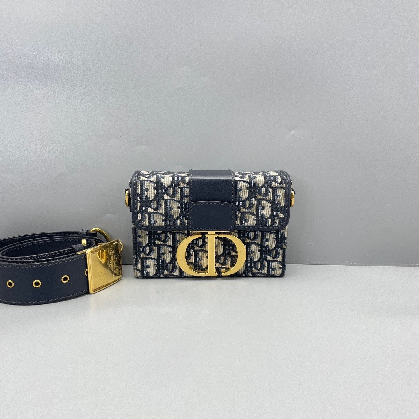 Dior - 30 Montaigne - Cloth - Blue - (mini)