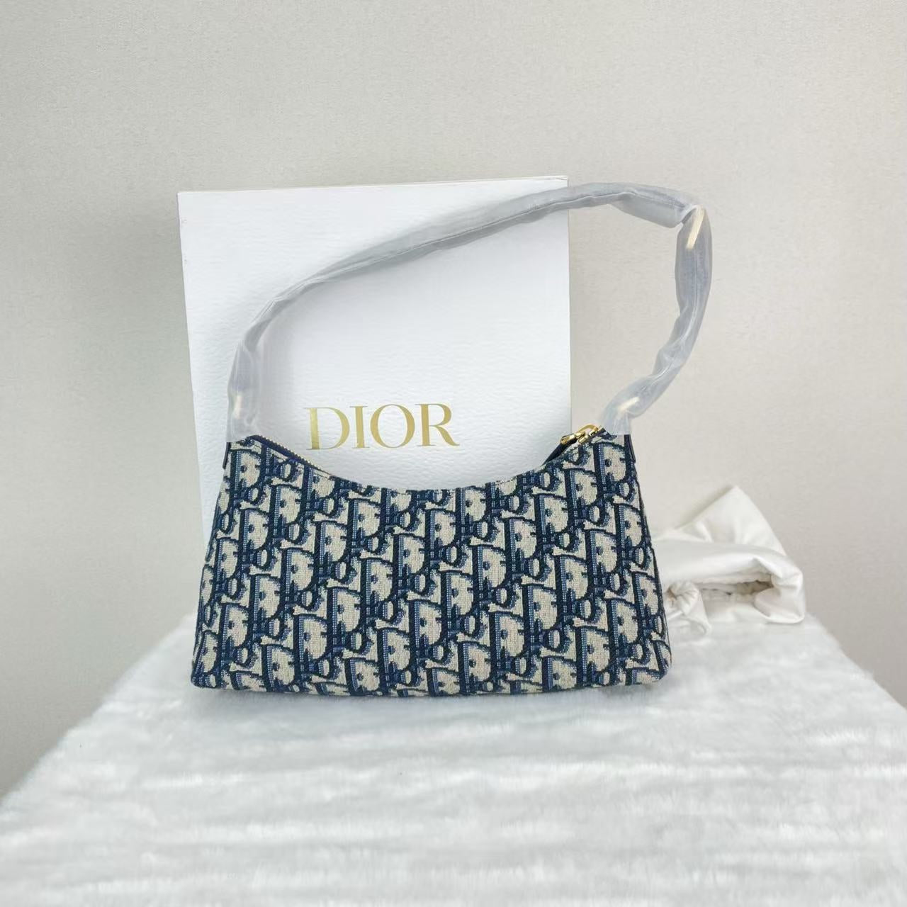 Dior - 30 Montaigne - Cloth - Blue - (mini)