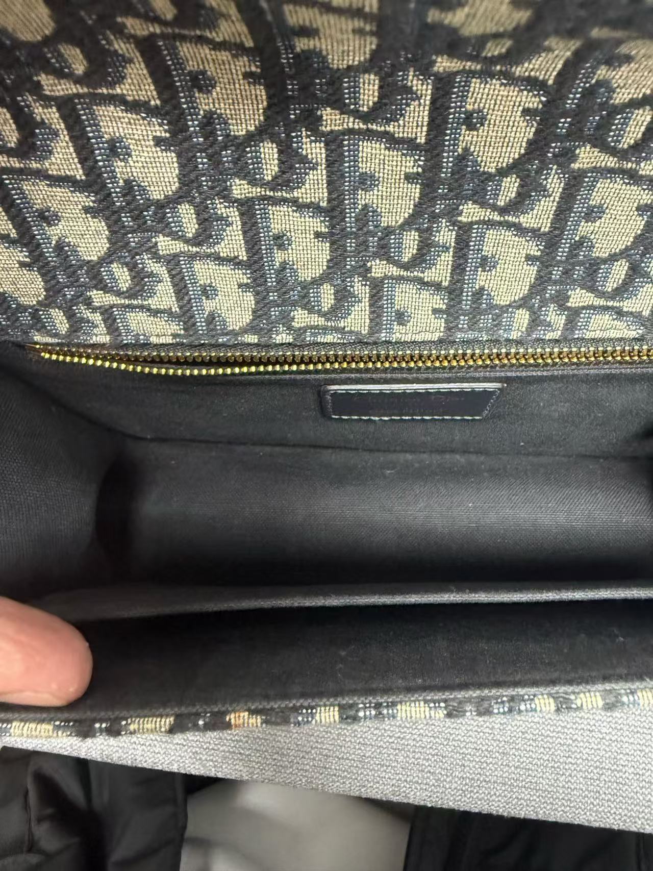 Dior - 30 Montaigne - Dior Oblique jacquard canvas with calfskin leather trim and details - Beige and Navy Blue - (Medium)