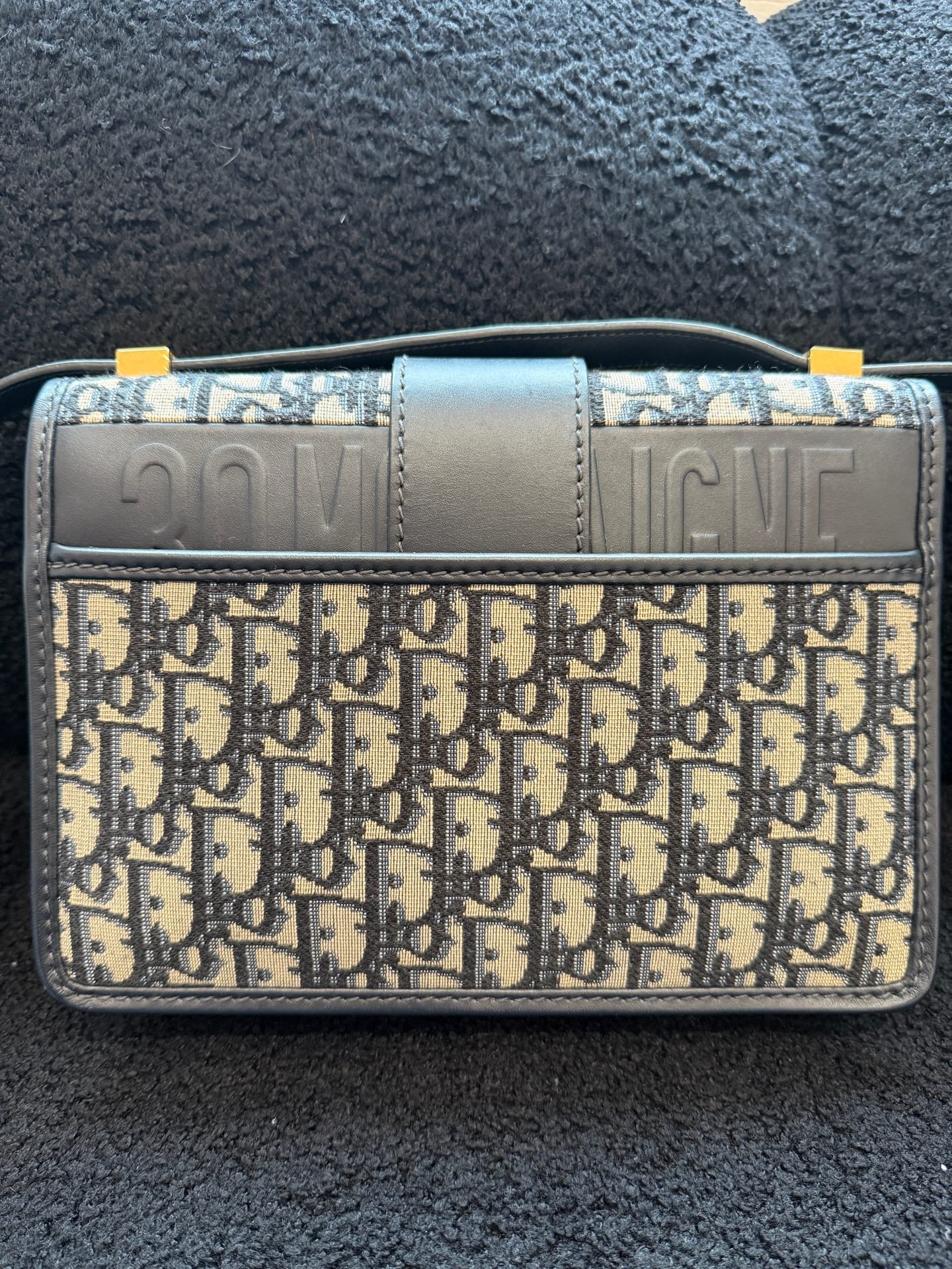 Dior - 30 Montaigne - Dior Oblique jacquard canvas with calfskin leather trim - Blue and Beige Oblique with Dark Blue leather and Gold-tone hardware - (Small)