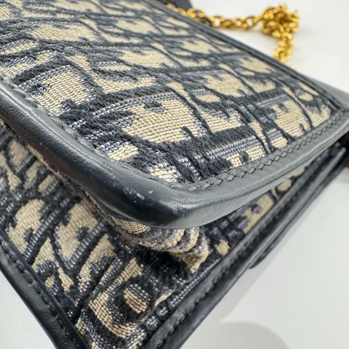 Dior - 30 Montaigne - Dior Oblique Jacquard Canvas with Calfskin Leather trim - Multicolour - (Small)