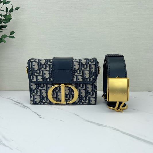 Dior - 30 Montaigne - Dior Oblique jacquard canvas with calfskin leather trim - Navy Blue and Beige - (mini)