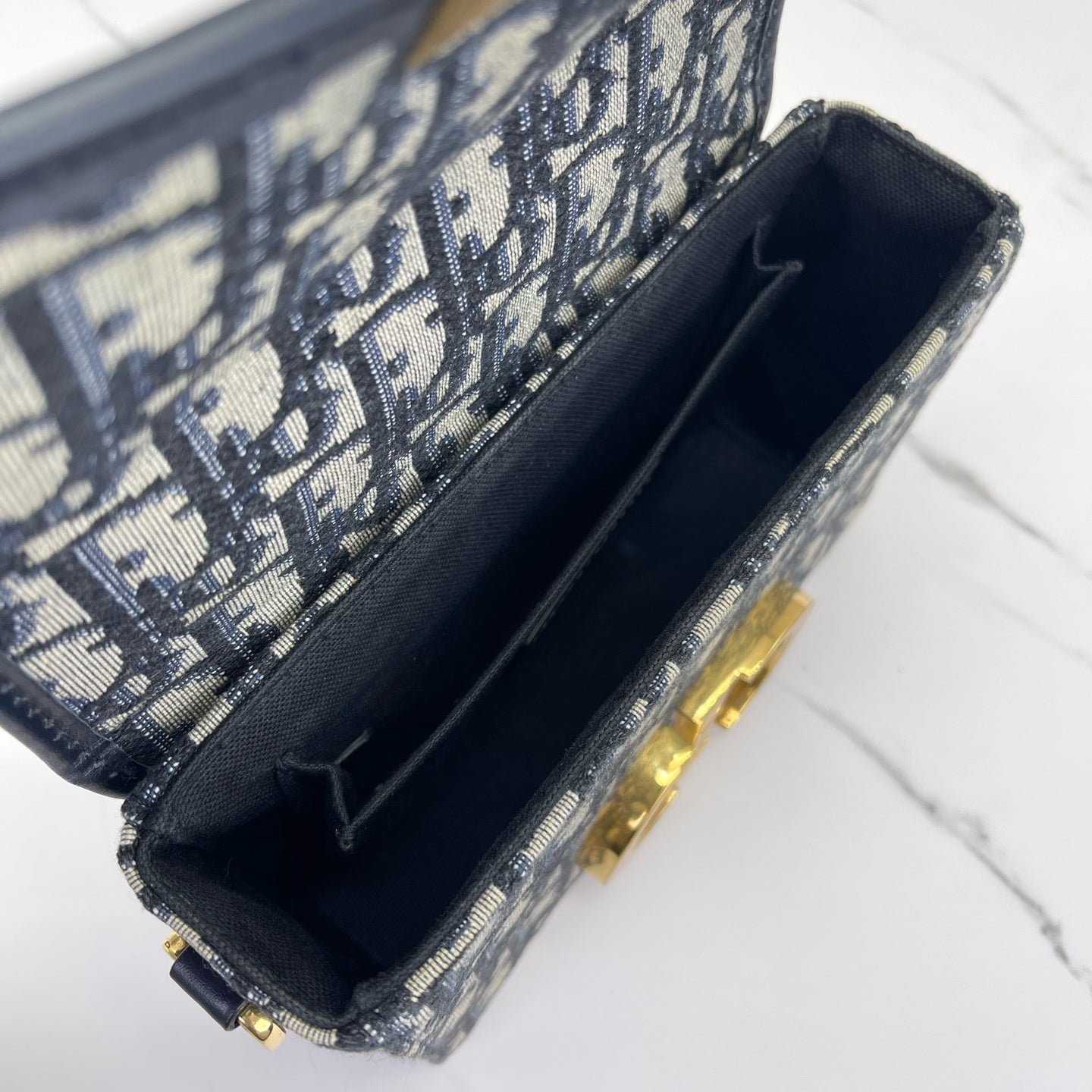Dior - 30 Montaigne - Dior Oblique jacquard canvas with calfskin leather trim - Navy Blue and Beige - (mini)