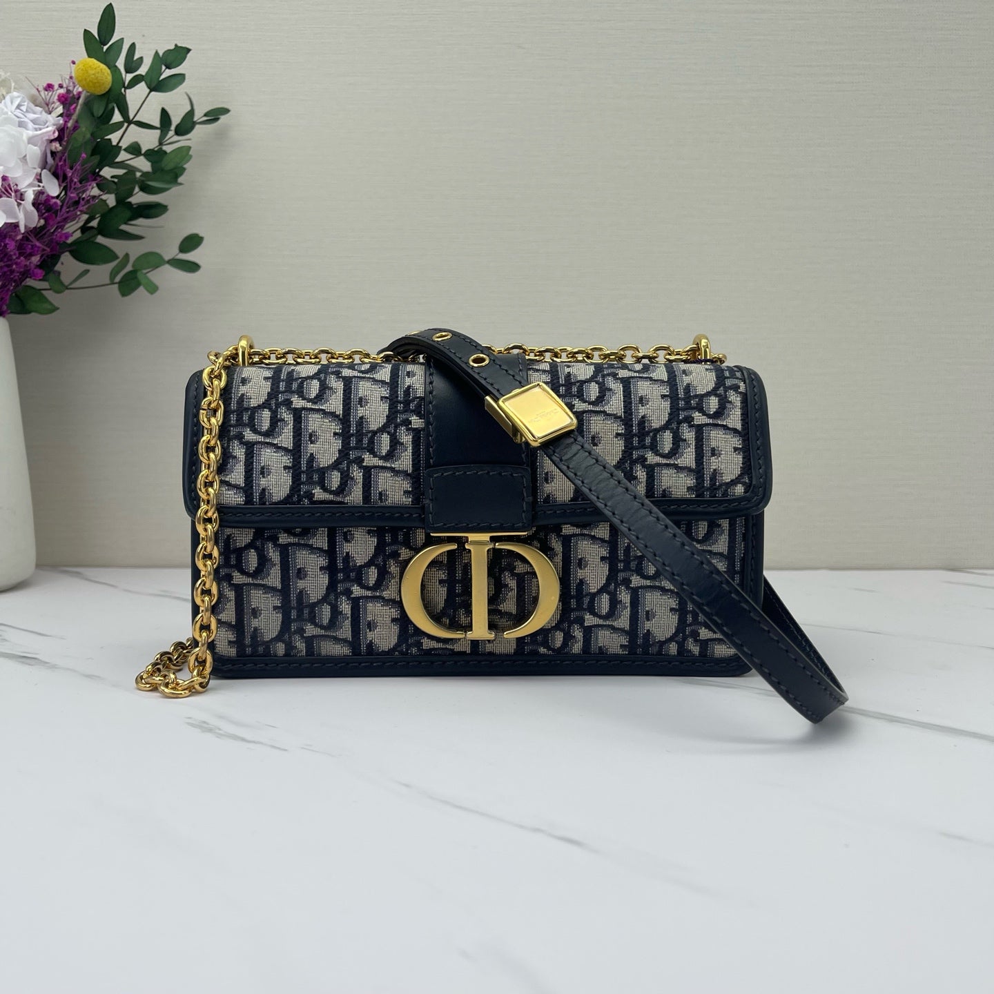 Dior - 30 Montaigne East-West - Oblique embroidered canvas with calfskin leather trim - Navy and Beige - (small)