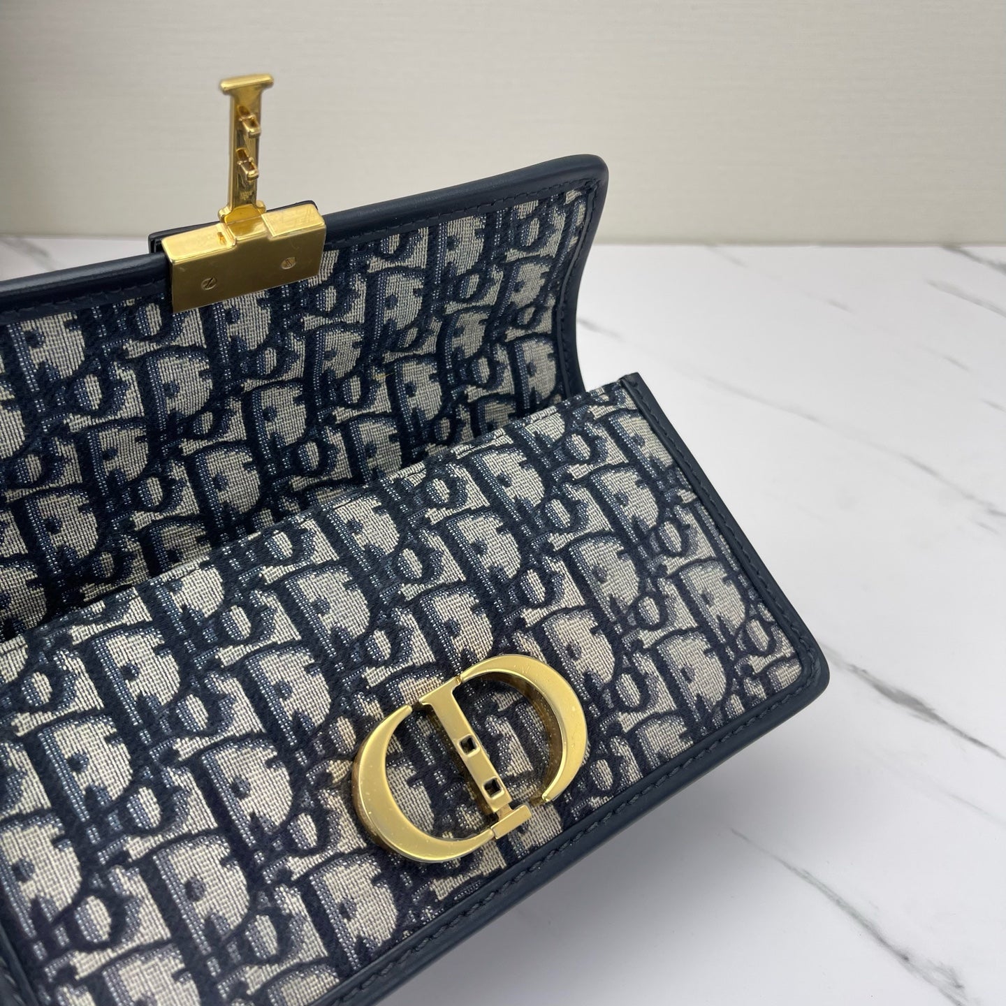 Dior - 30 Montaigne East-West - Oblique embroidered canvas with calfskin leather trim - Navy and Beige - (small)