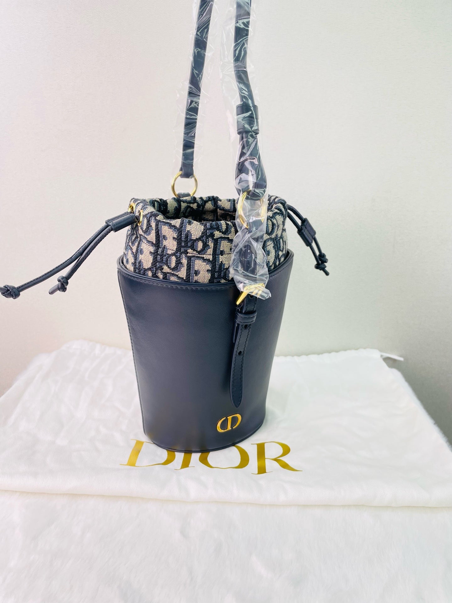 Dior - 30 Montaigne - Leather - Black - (mini)
