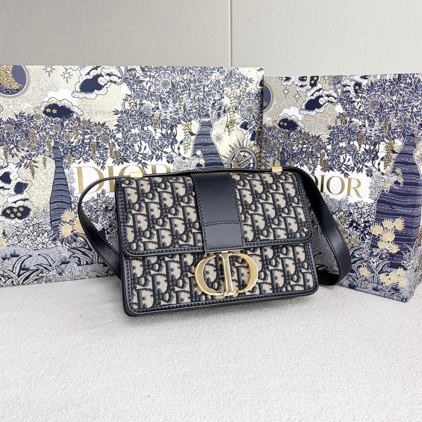 Dior - 30 Montaigne - Leather - Brown - (medium)