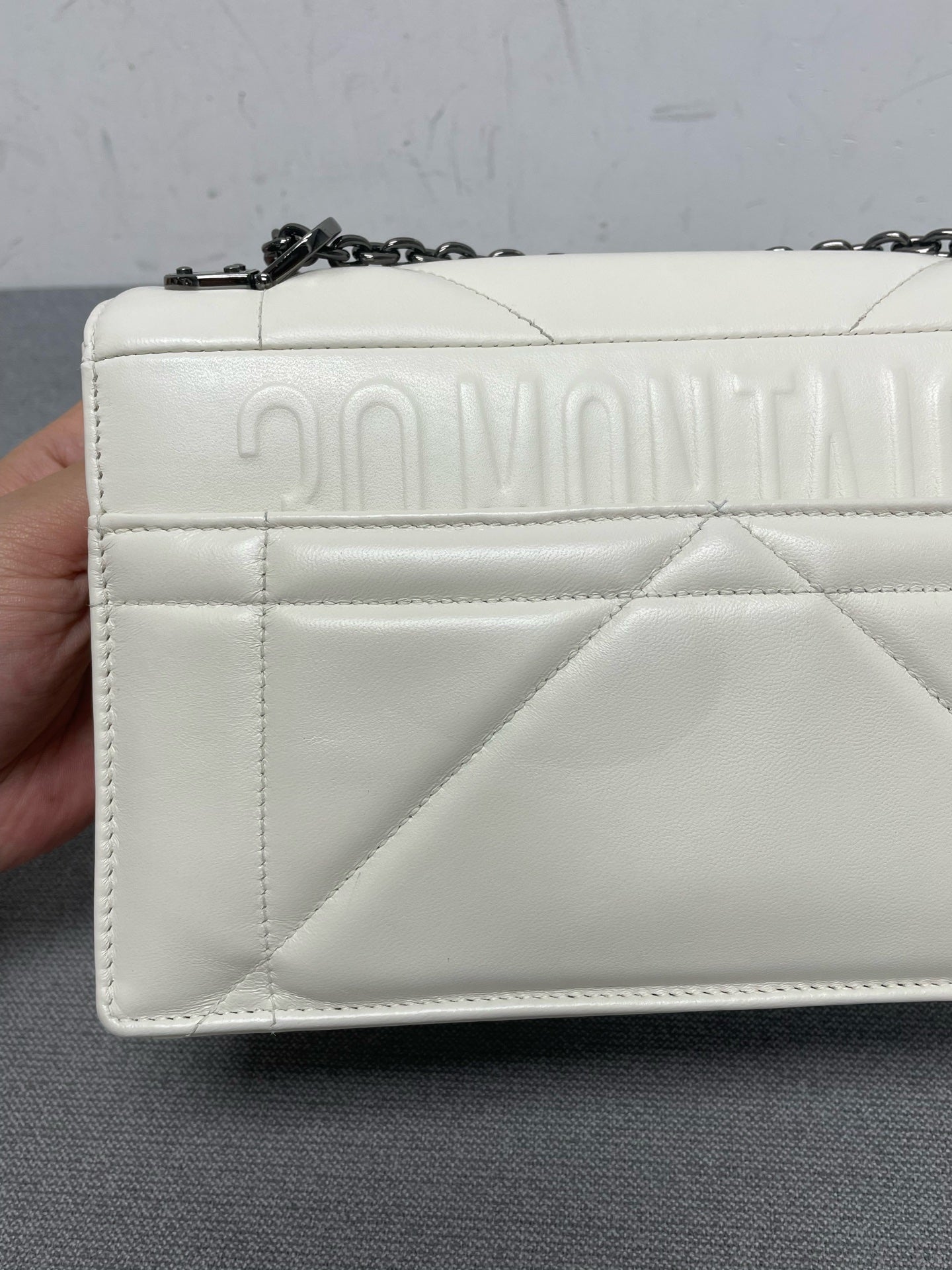 Dior - 30 Montaigne - Leather - White - (medium)