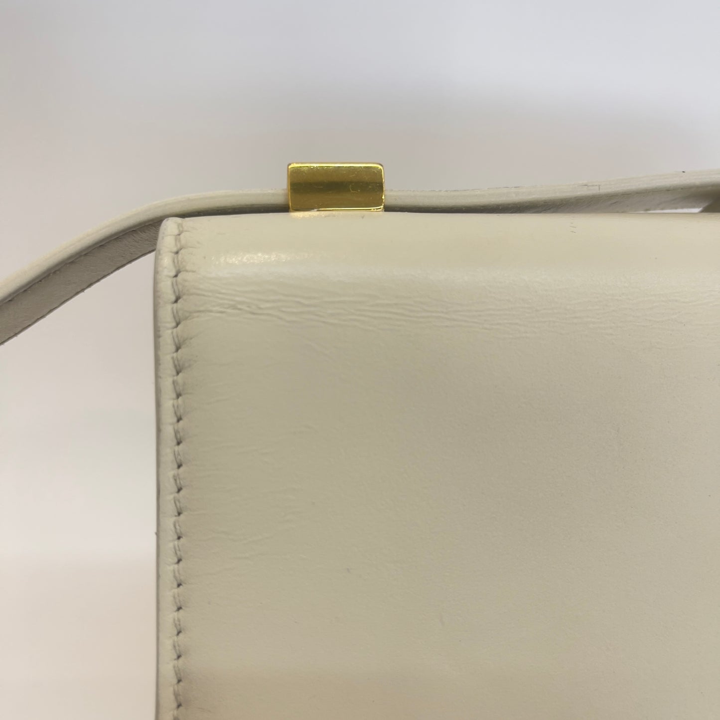 Dior - 30 Montaigne - Leather - White - (medium)