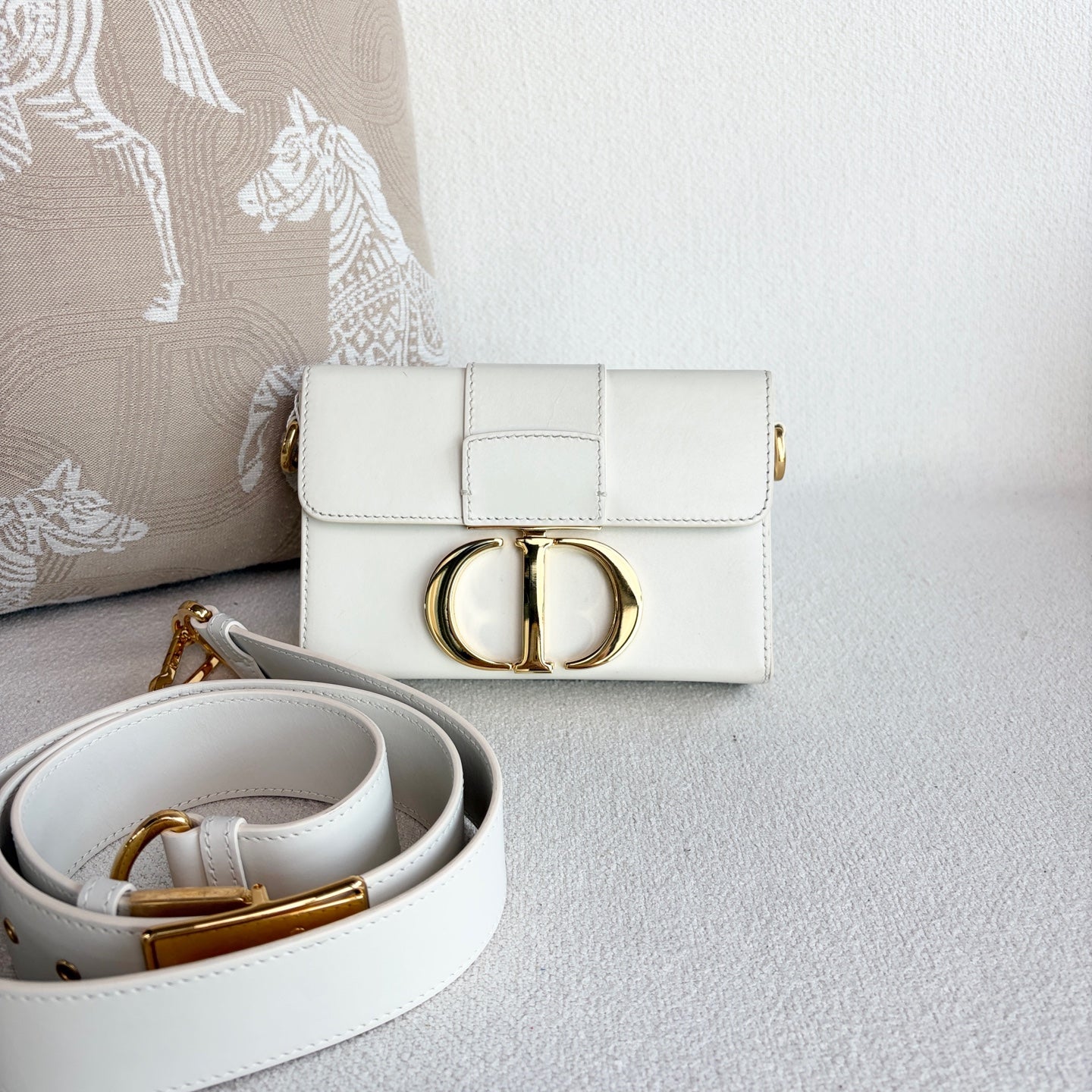 Dior - 30 Montaigne - Leather - White - (mini)