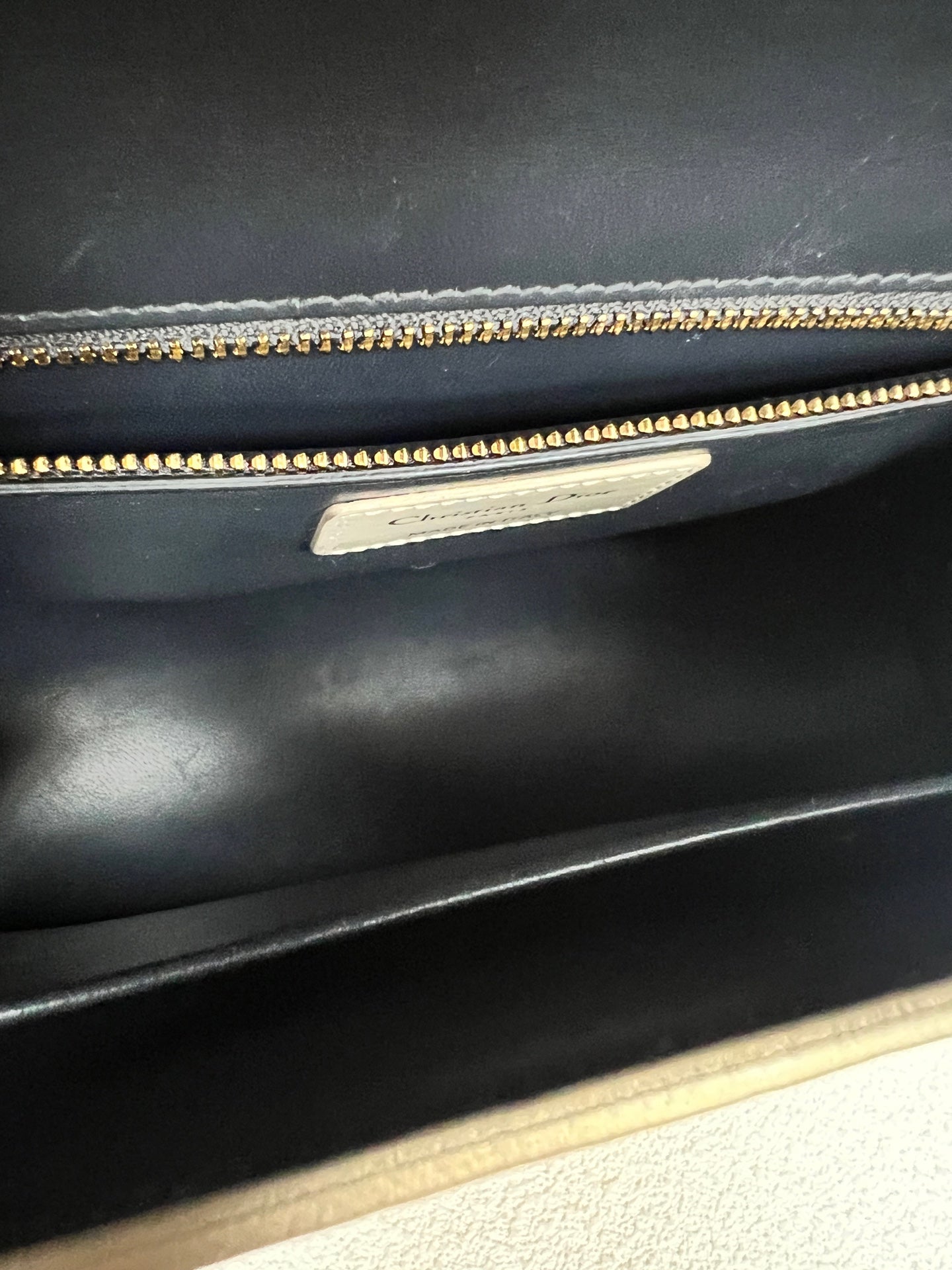 Dior - 30 Montaigne - Patent leather - Beige - (medium)