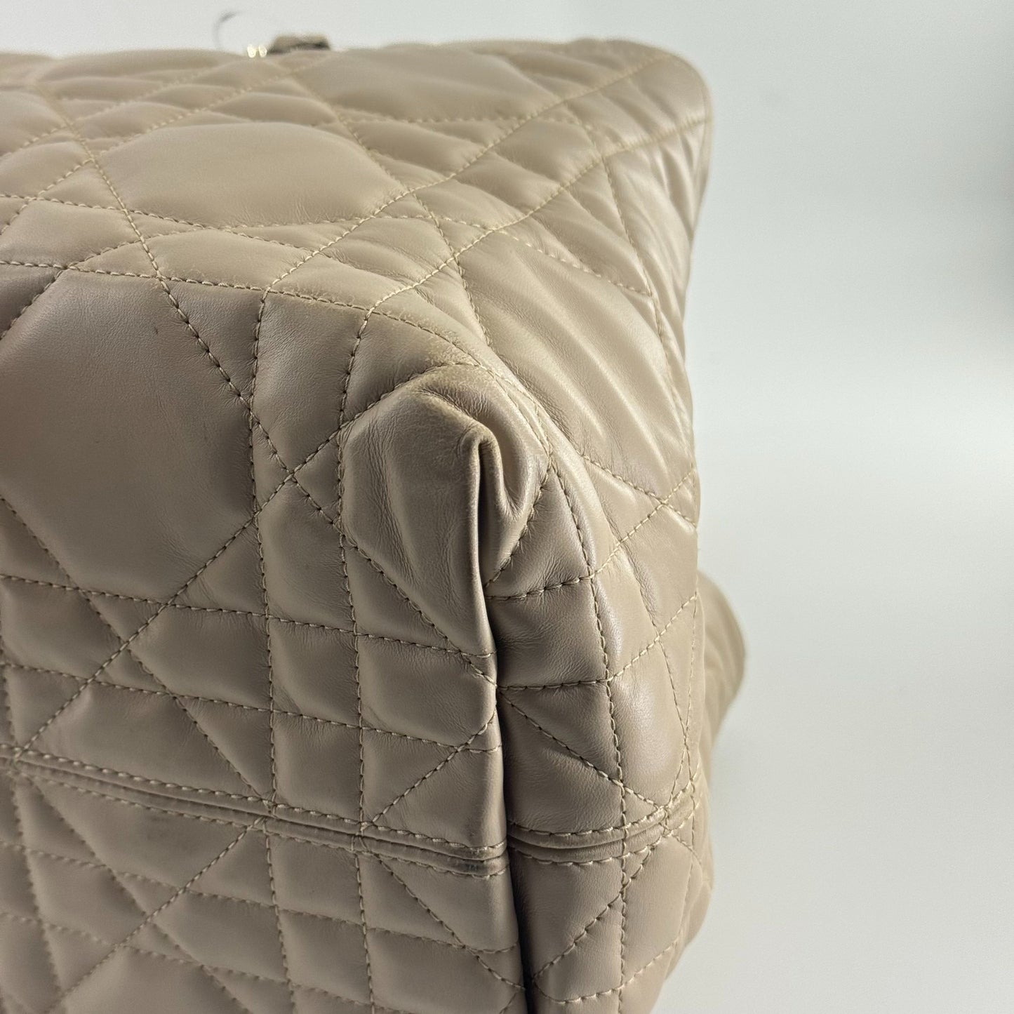 Dior -  - Leather - Beige