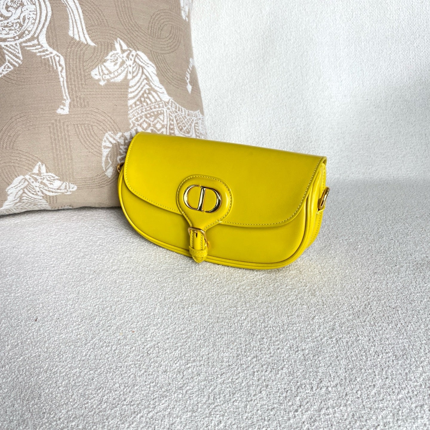 Dior - Bobby - Cowhide leather - Yellow with Gold-Tone Hardware - (Small)