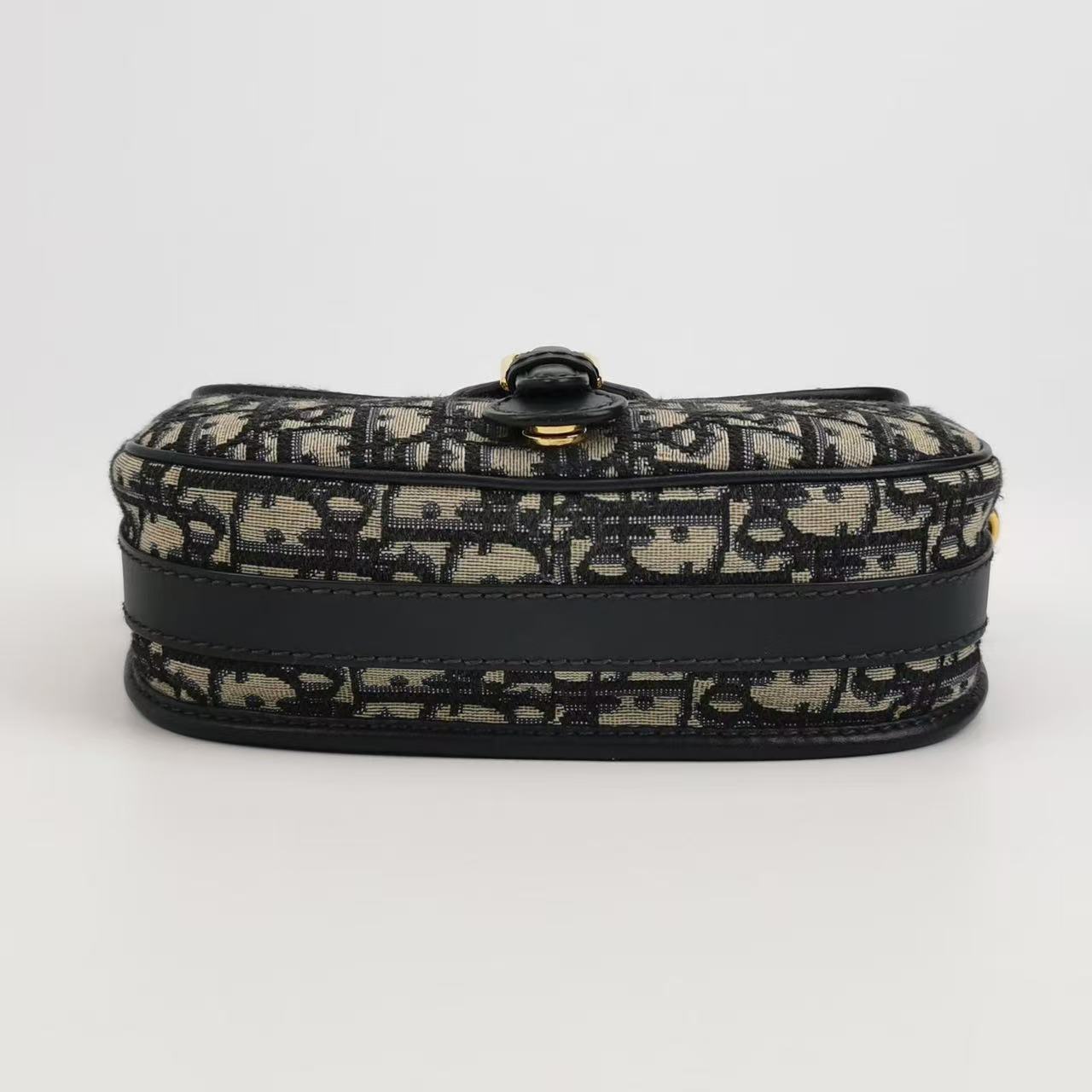 Dior - Bobby - Dior Oblique canvas with calfskin leather trim - Beige and Navy - (medium)