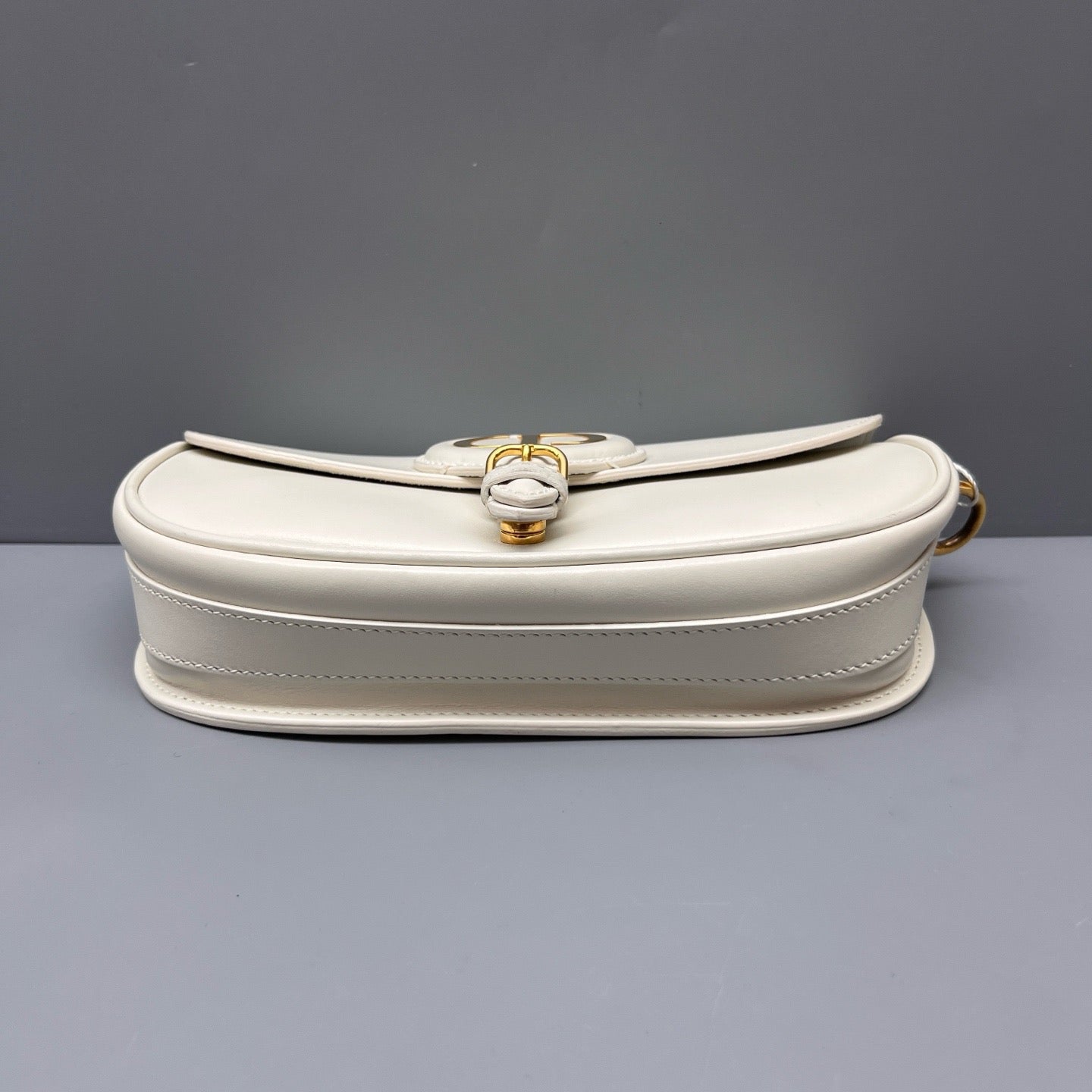 Dior - Bobby East-West Crescent Bag - Leather - White - (mini)