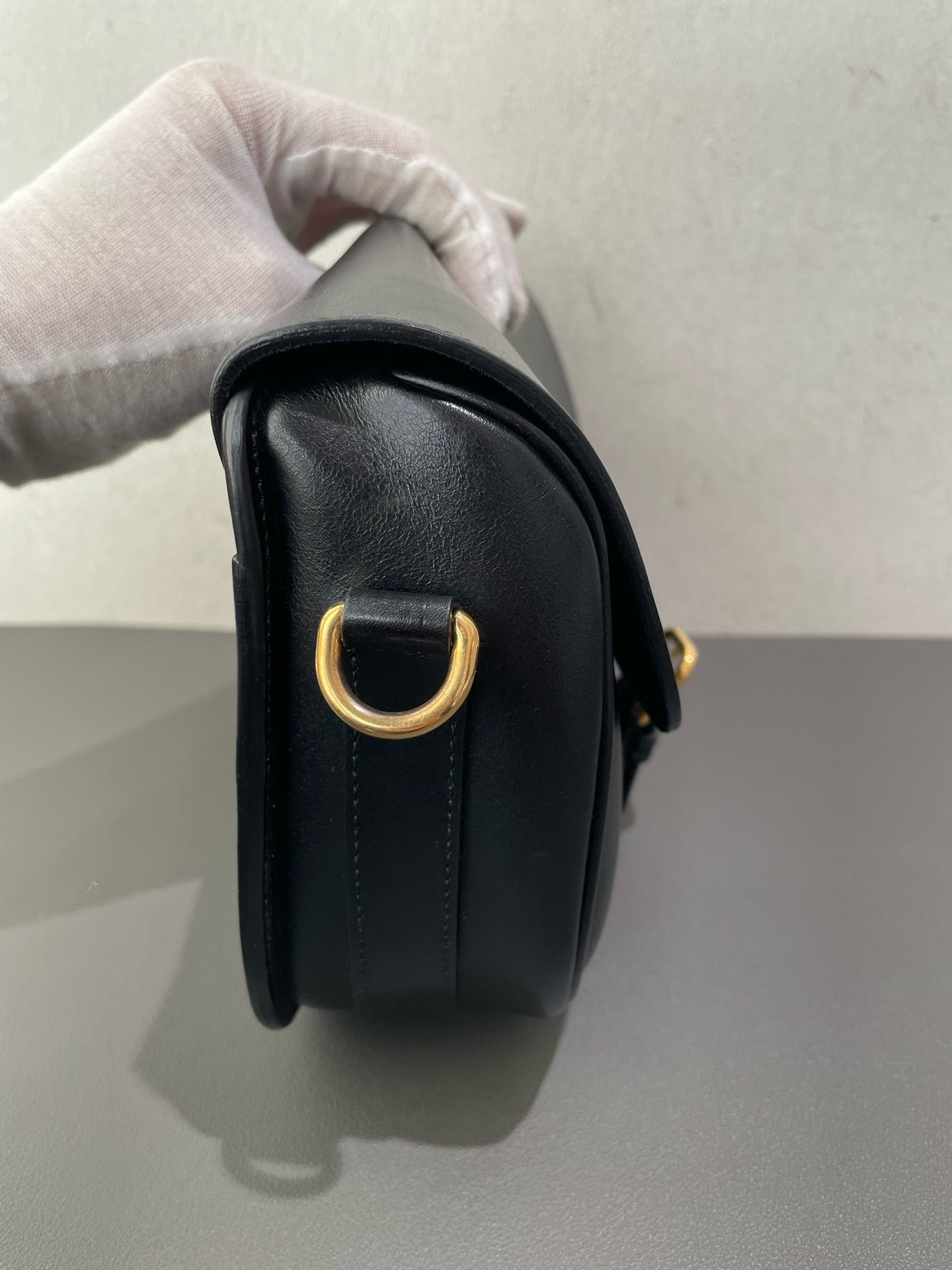 Dior - Bobby - Leather - Black - (Medium)