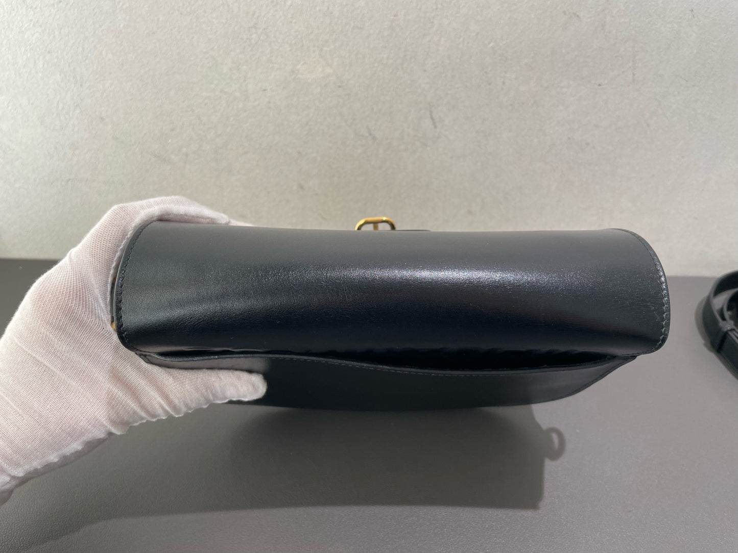 Dior - Bobby - Leather - Black - (Medium)