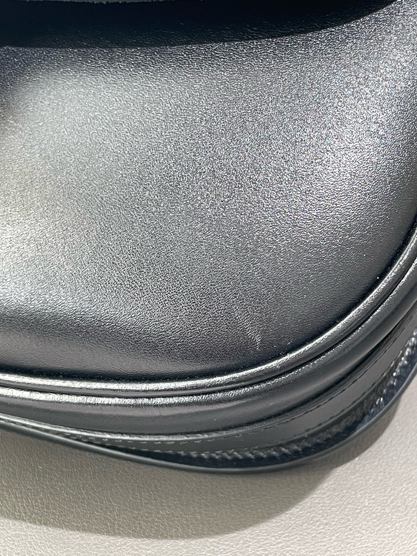 Dior - Bobby - Leather - Black - (Medium)