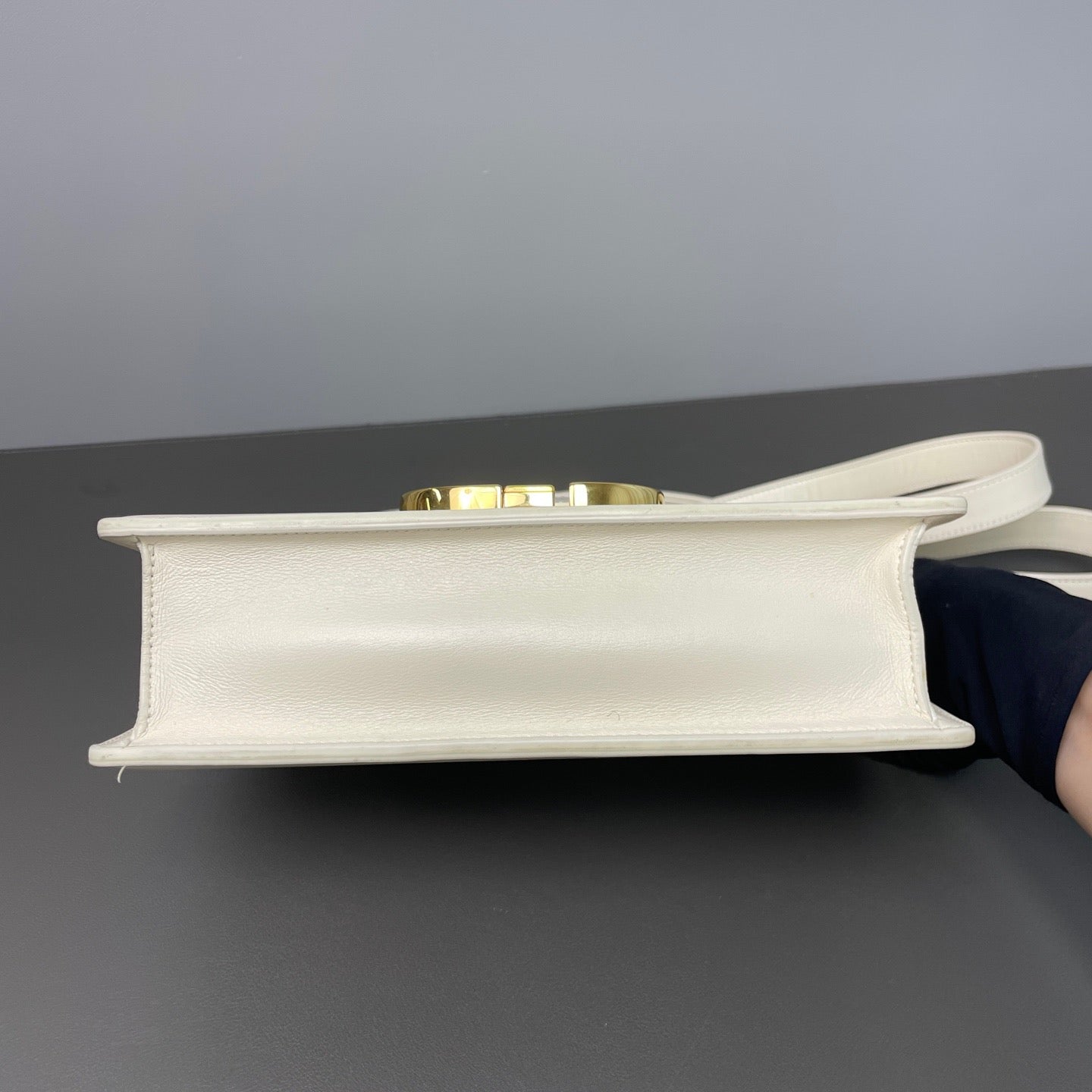 Dior - Bobby - Leather - White - (Medium)