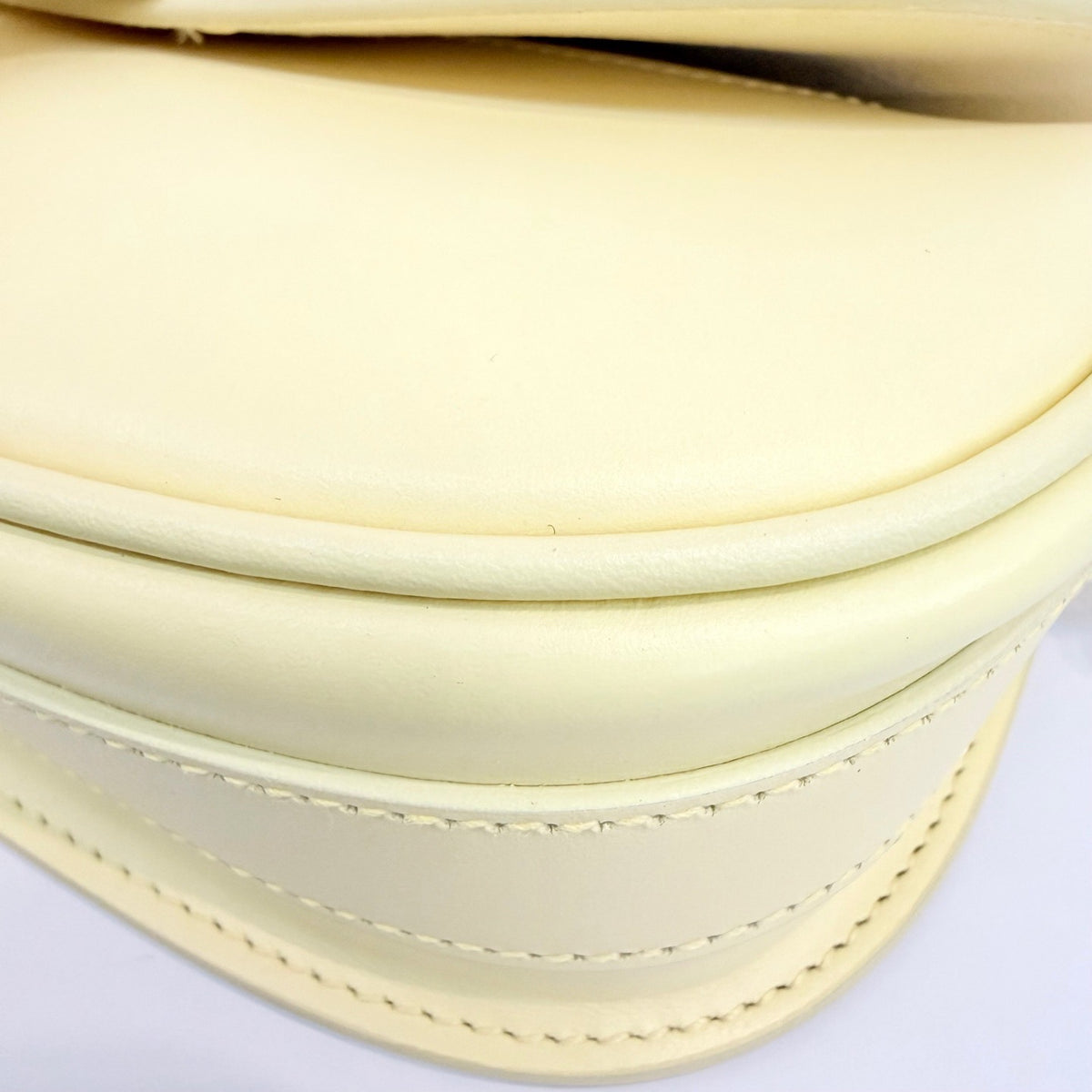 Dior - Bobby - Leather - Yellow - (mini)