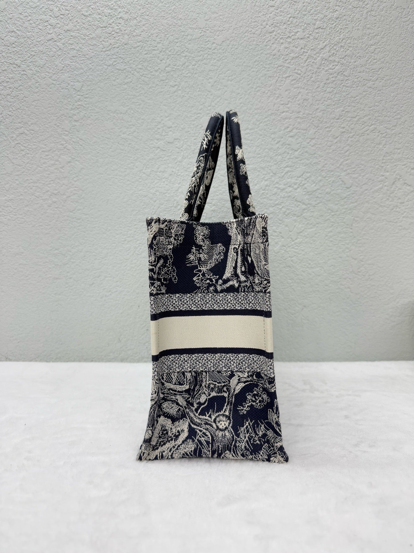 Dior - Book Tote - Cloth - Navy - (Medium)