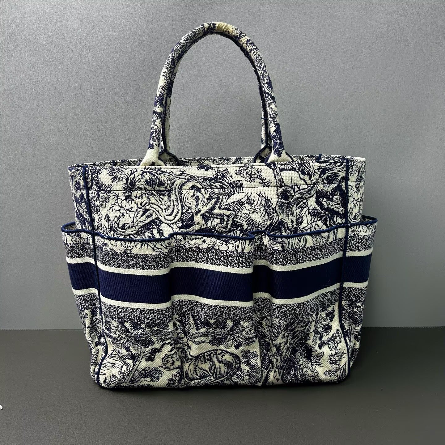 Dior - Book Tote - Embroidered canvas - Ecru and Blue - (large)